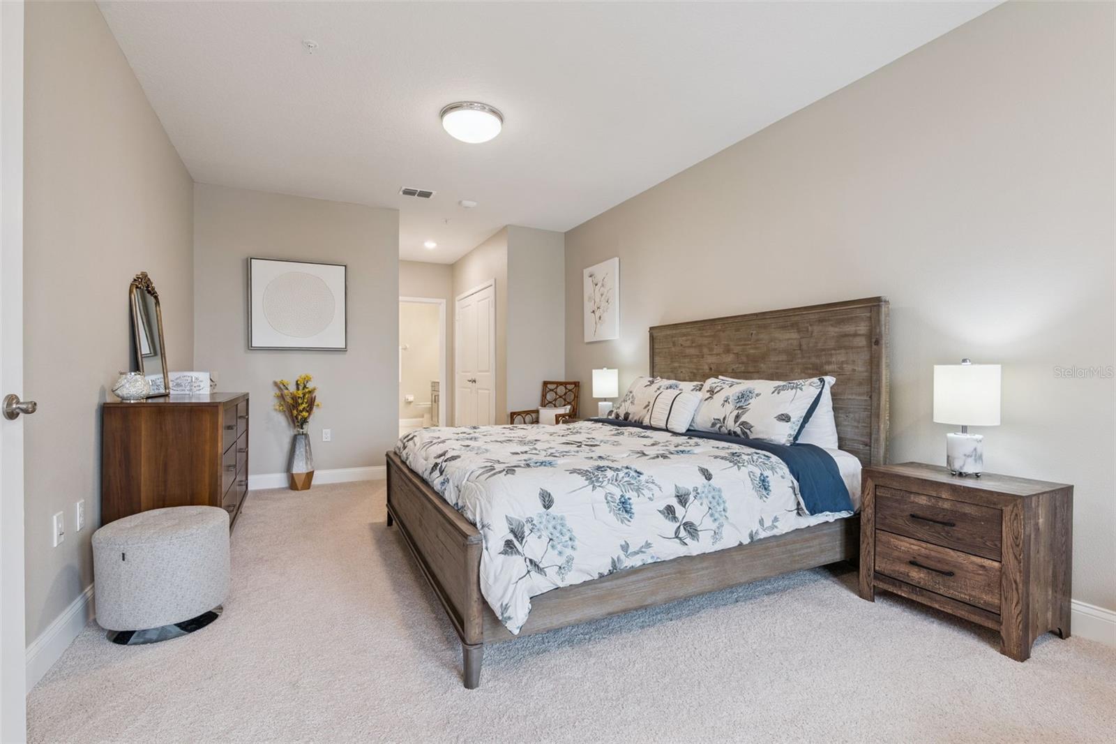 7565 LAUREATE BLVD #3304