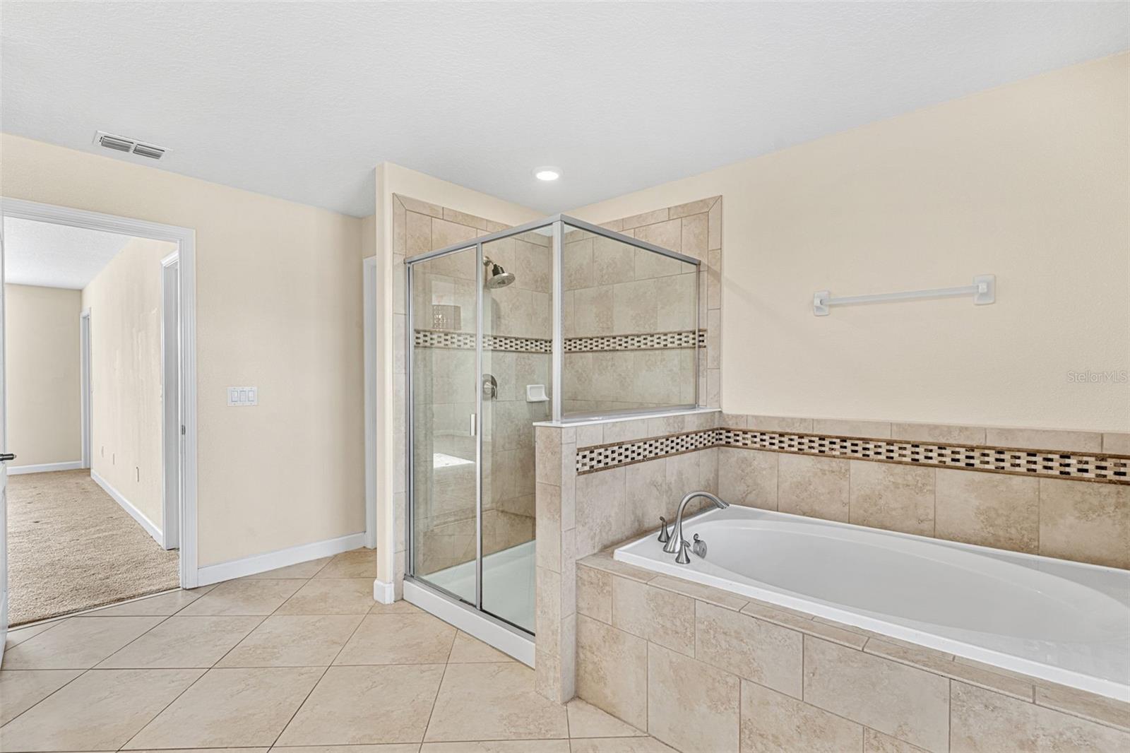 4306 BISCAYNE COVE CT