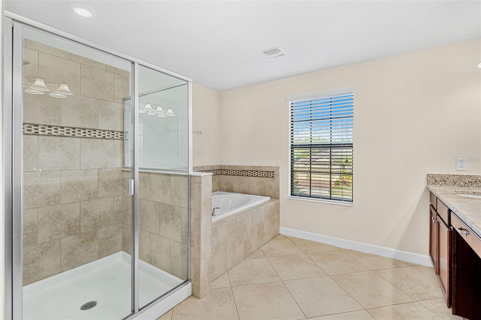 4306 BISCAYNE COVE CT