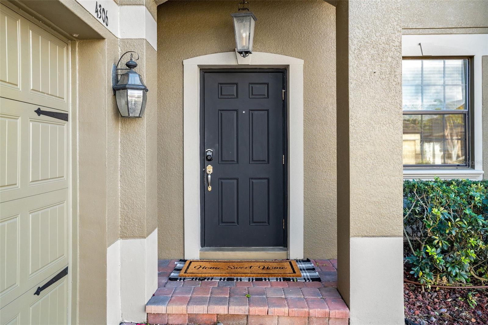 4306 BISCAYNE COVE CT