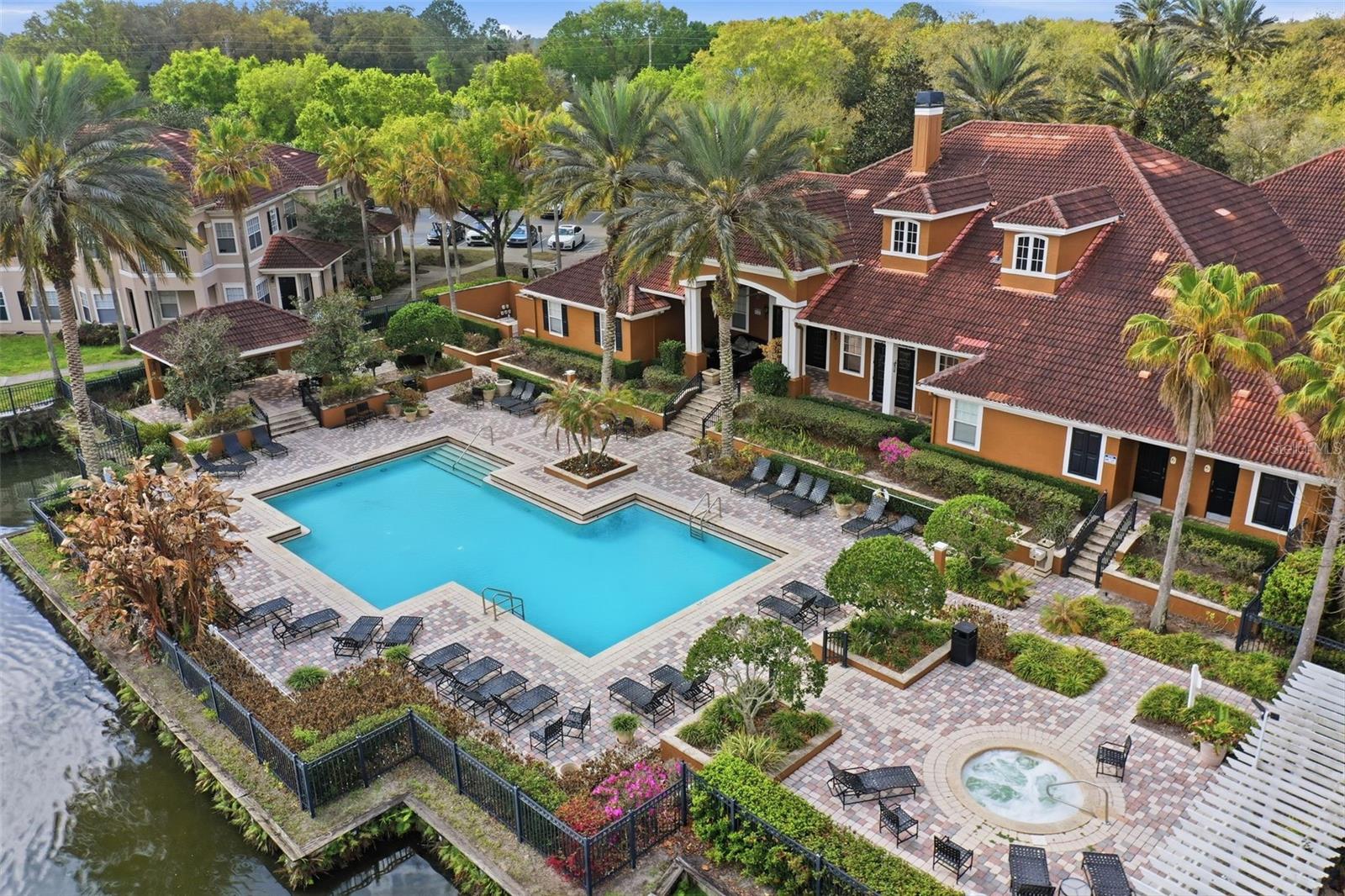 2422 WHITE MAGNOLIA WAY #2422