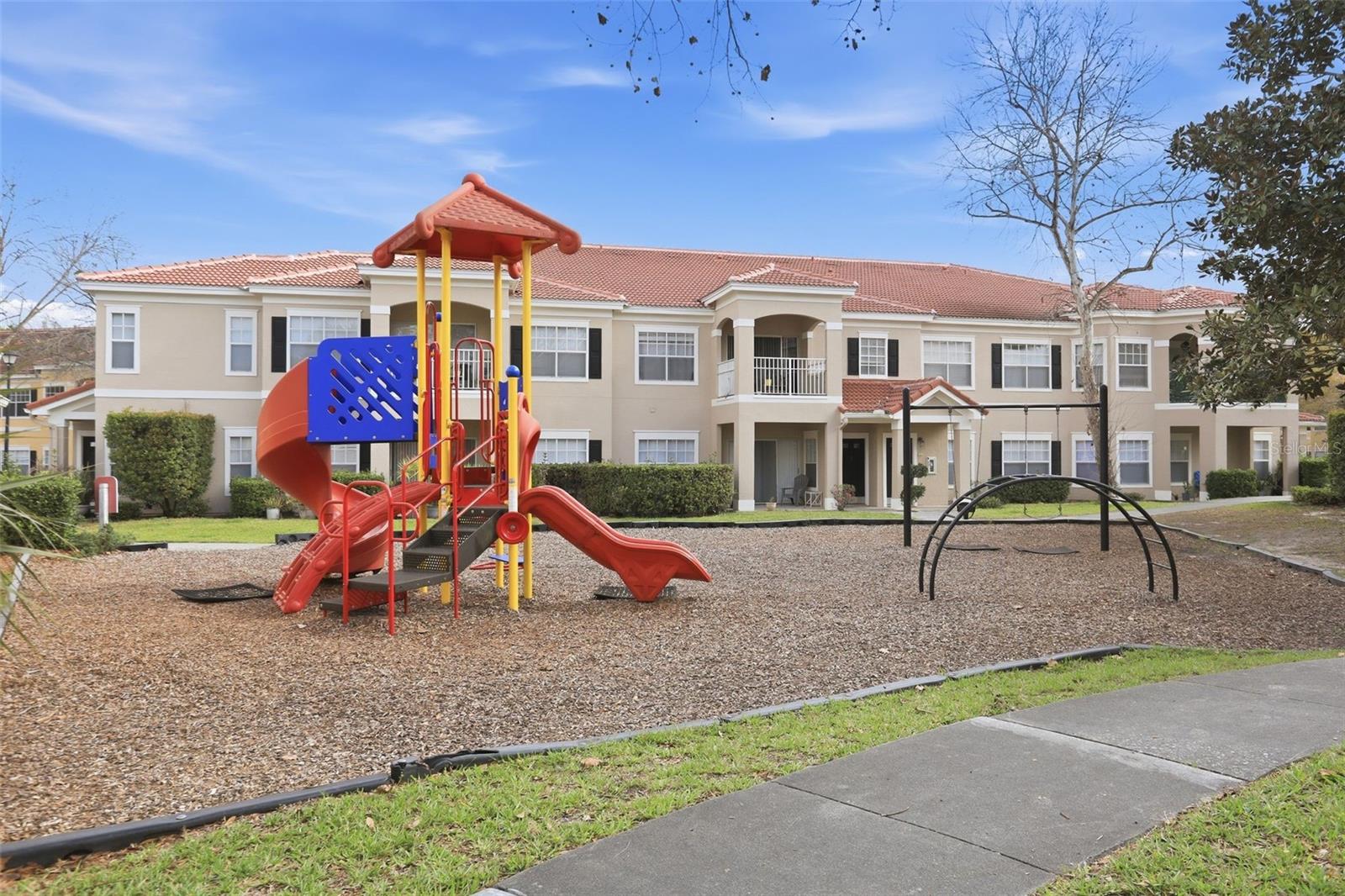 2422 WHITE MAGNOLIA WAY #2422