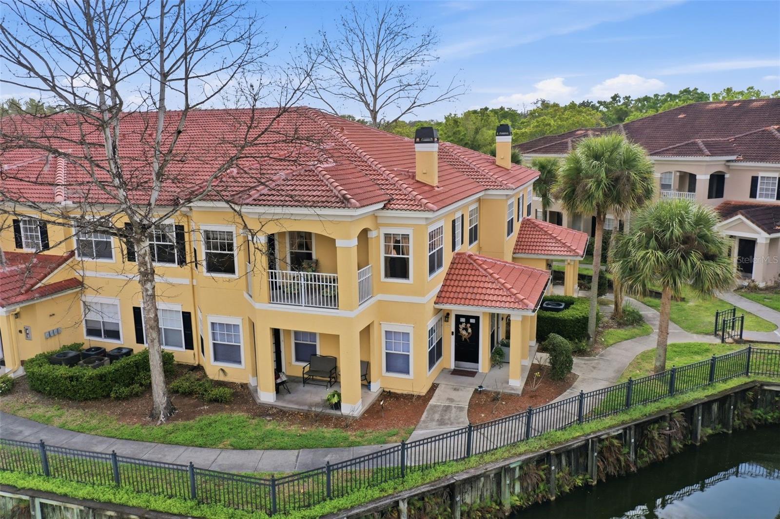 2422 WHITE MAGNOLIA WAY #2422