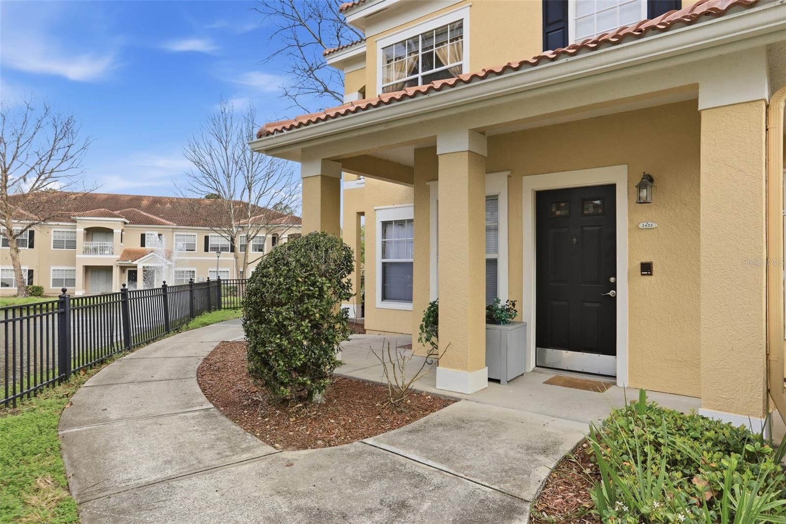 2422 WHITE MAGNOLIA WAY #2422