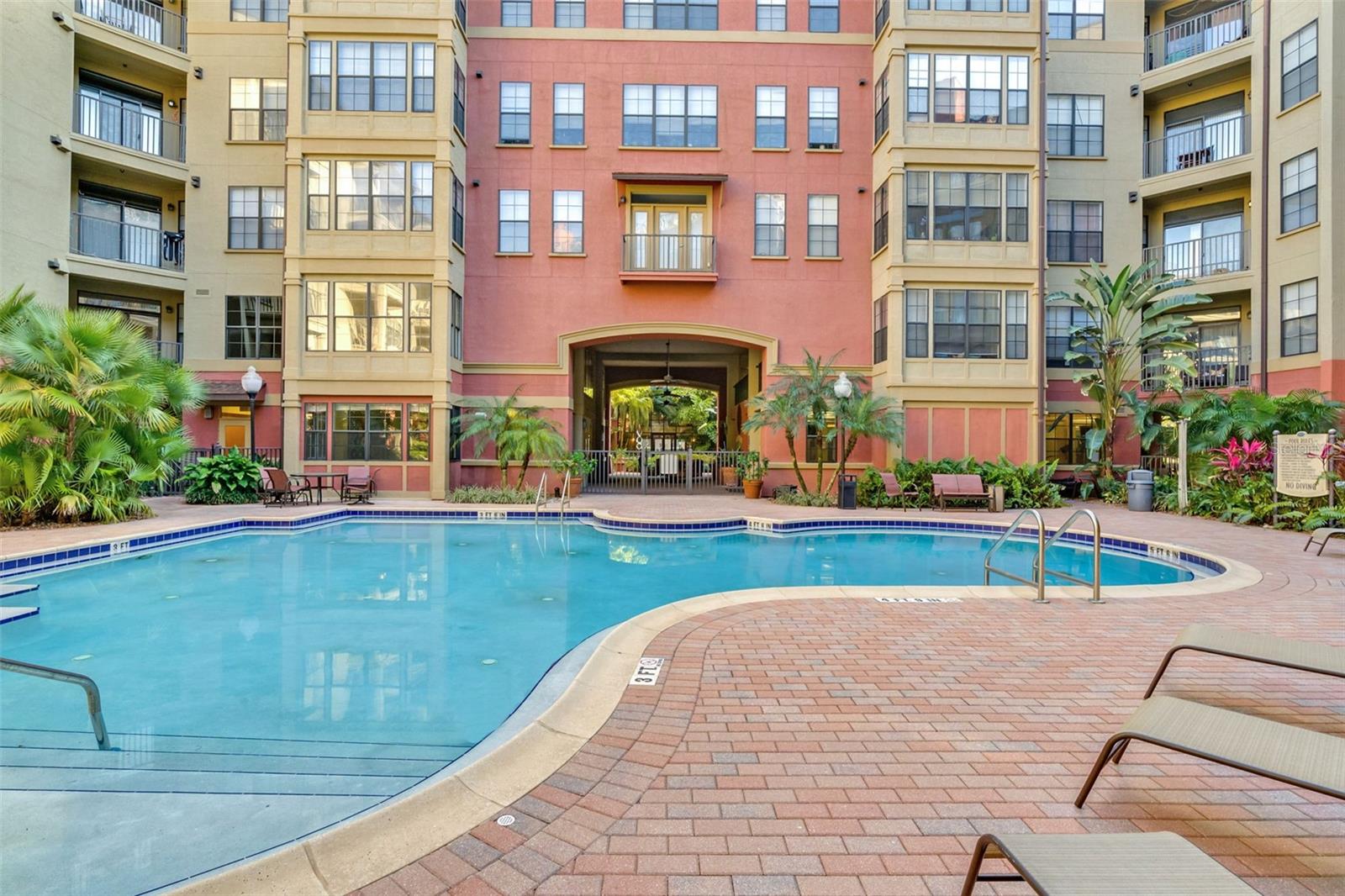 911 N ORANGE AVE #509