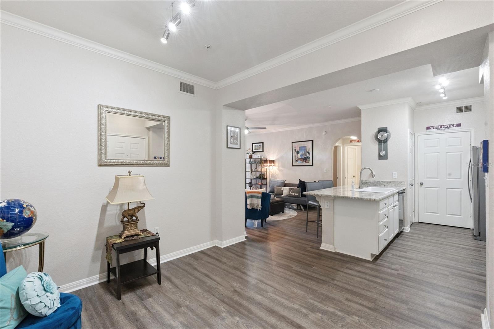 911 N ORANGE AVE #509