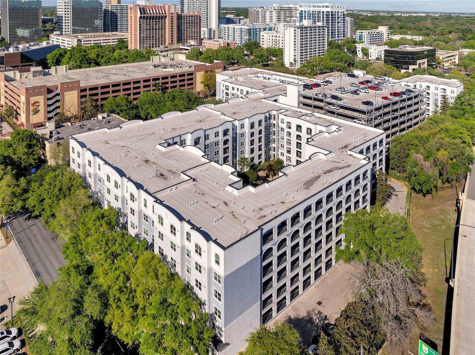 202 E SOUTH ST #2039