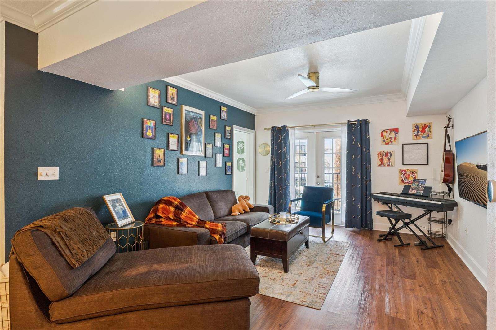 202 E SOUTH ST #2039