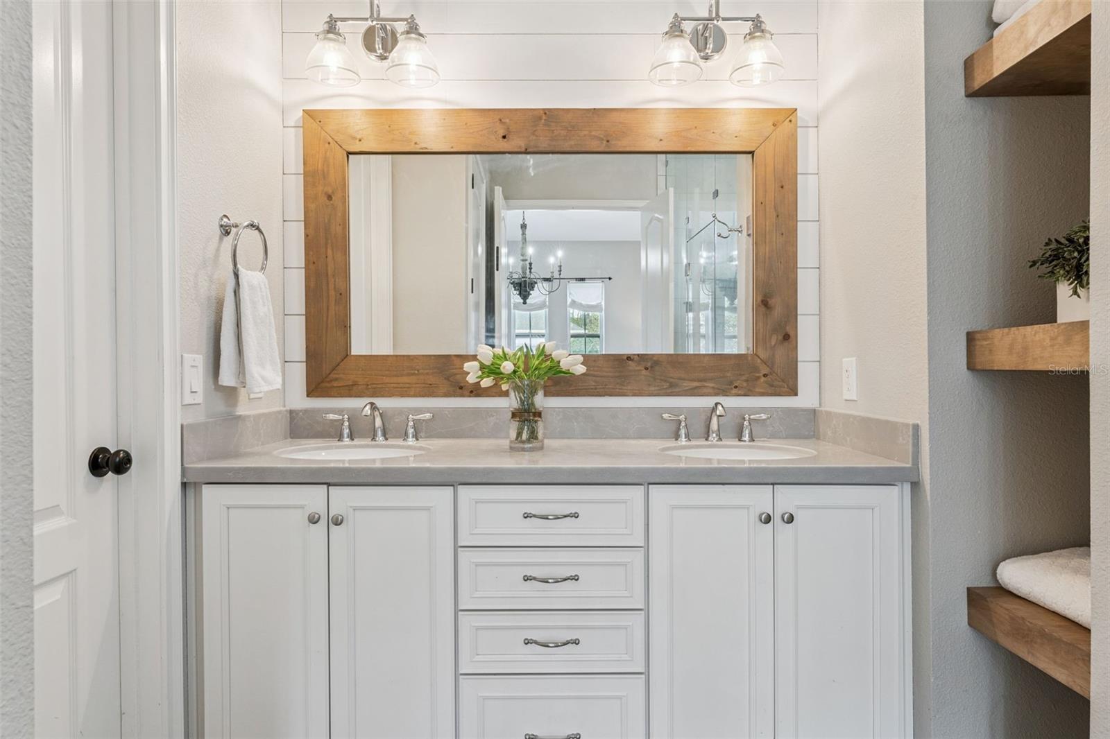 13132 LOWER HARDEN AVE