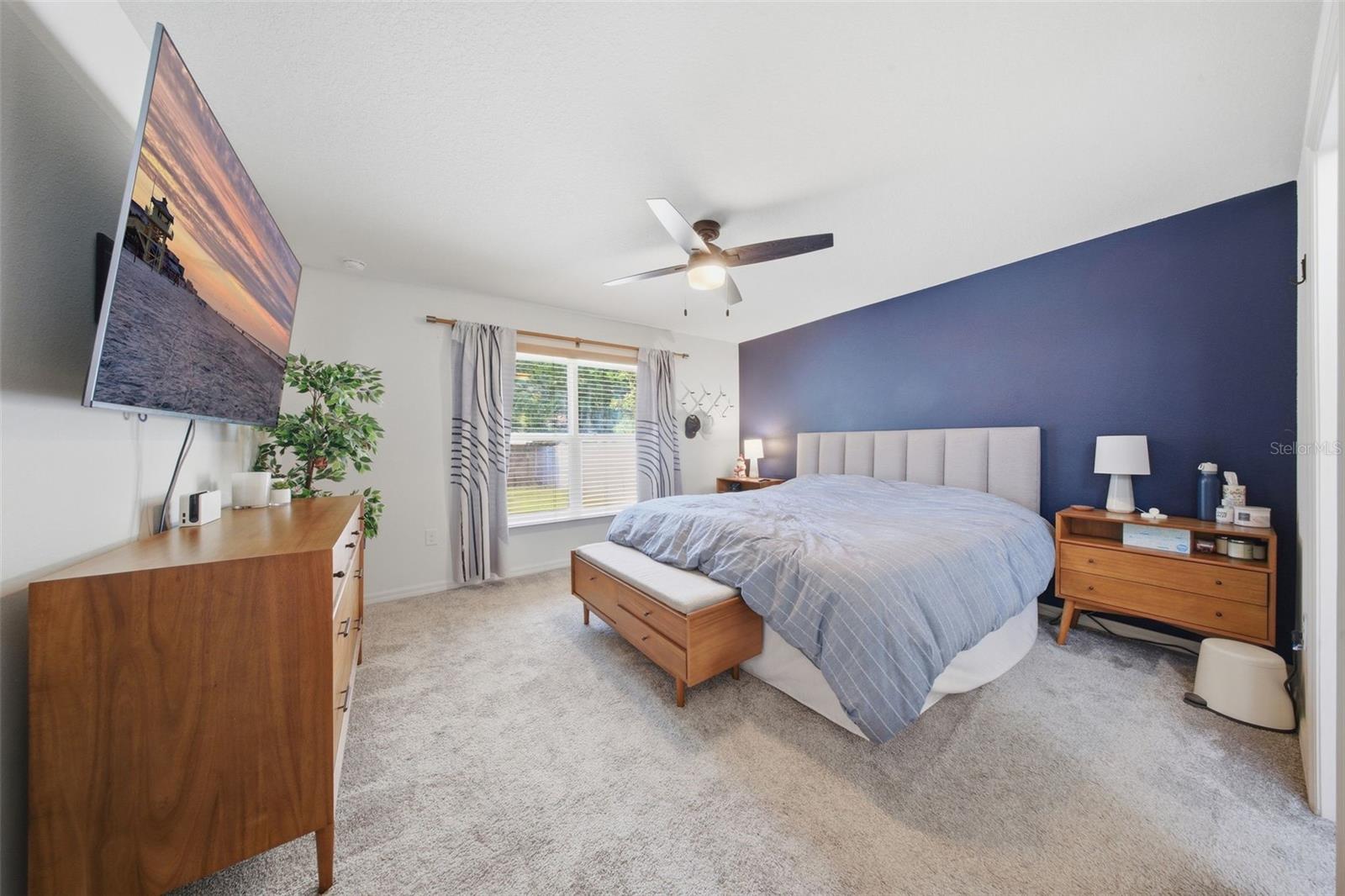 7437 IBIS DR