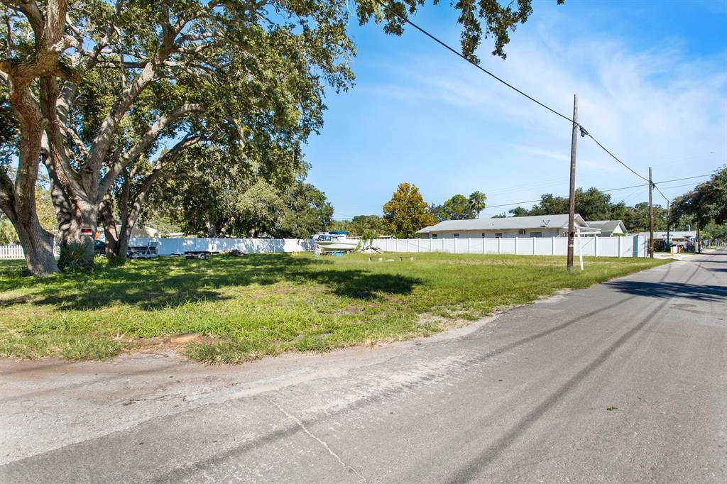 5119 23RD AVENUE Unit: Lot 1