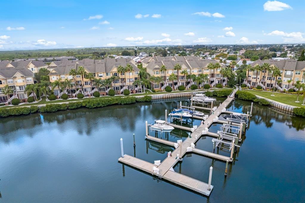 4336 SPINNAKER COVE LANE