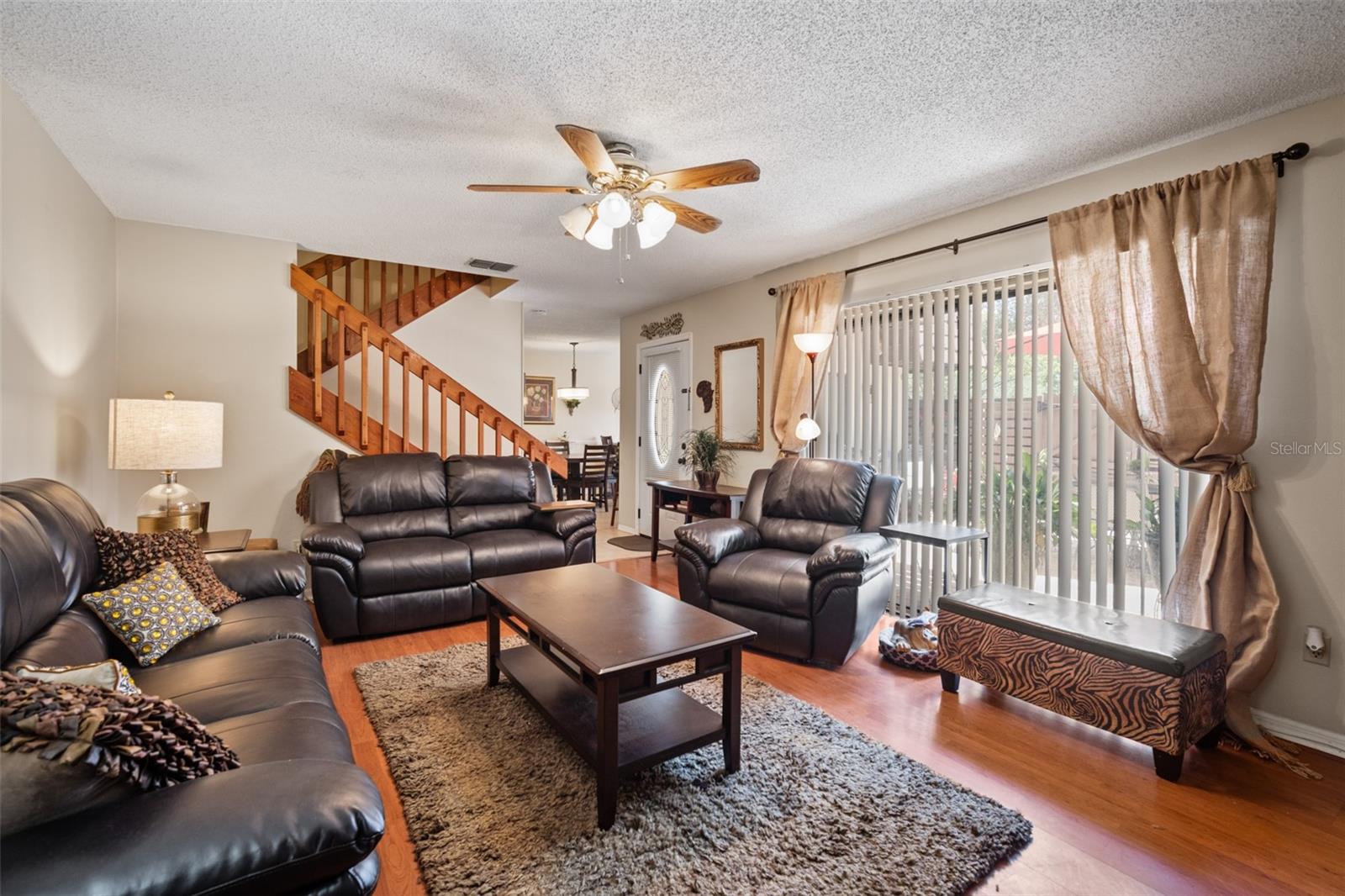 15210 E POND WOODS DR #3402