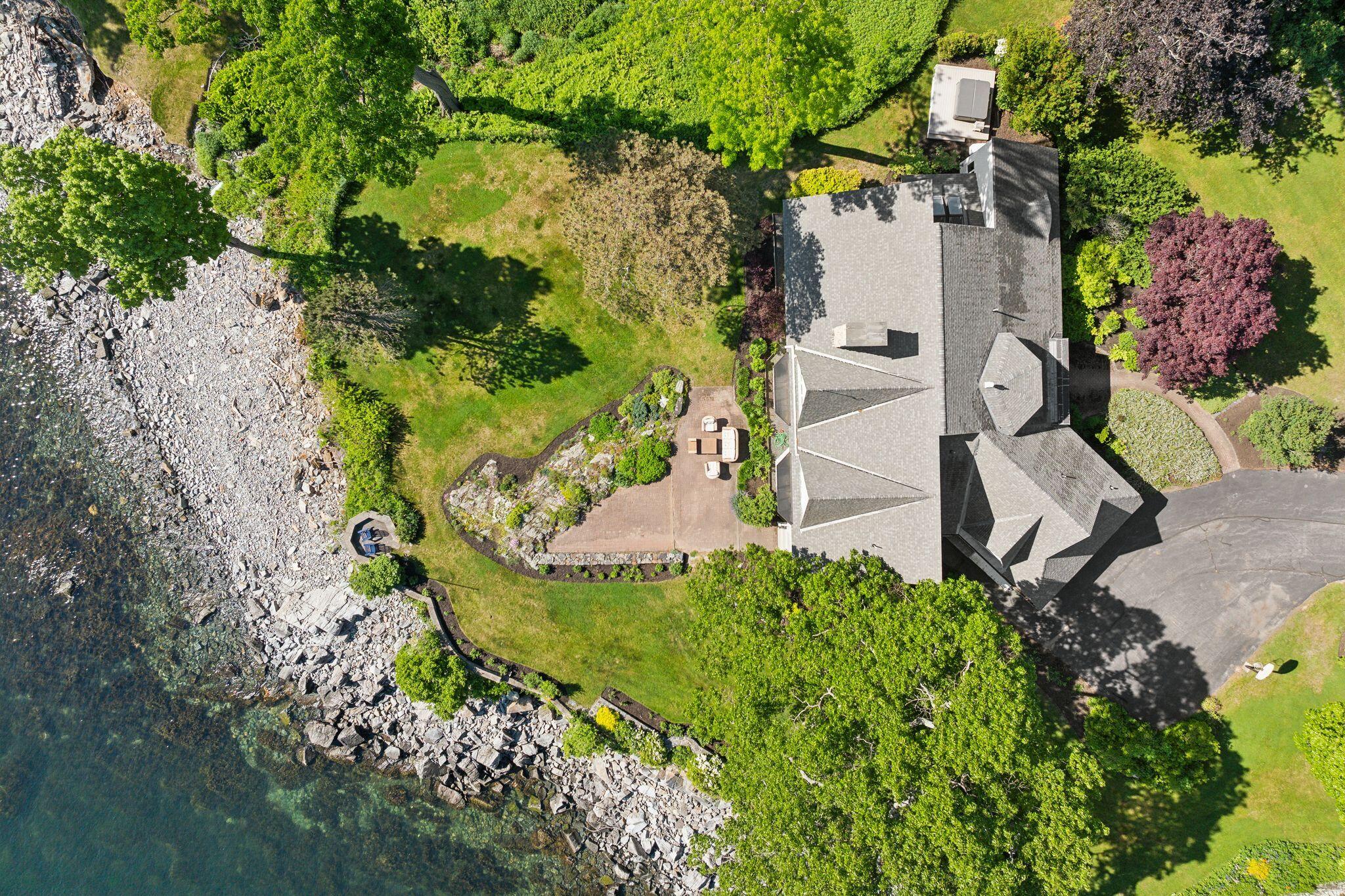 2 Windward Way