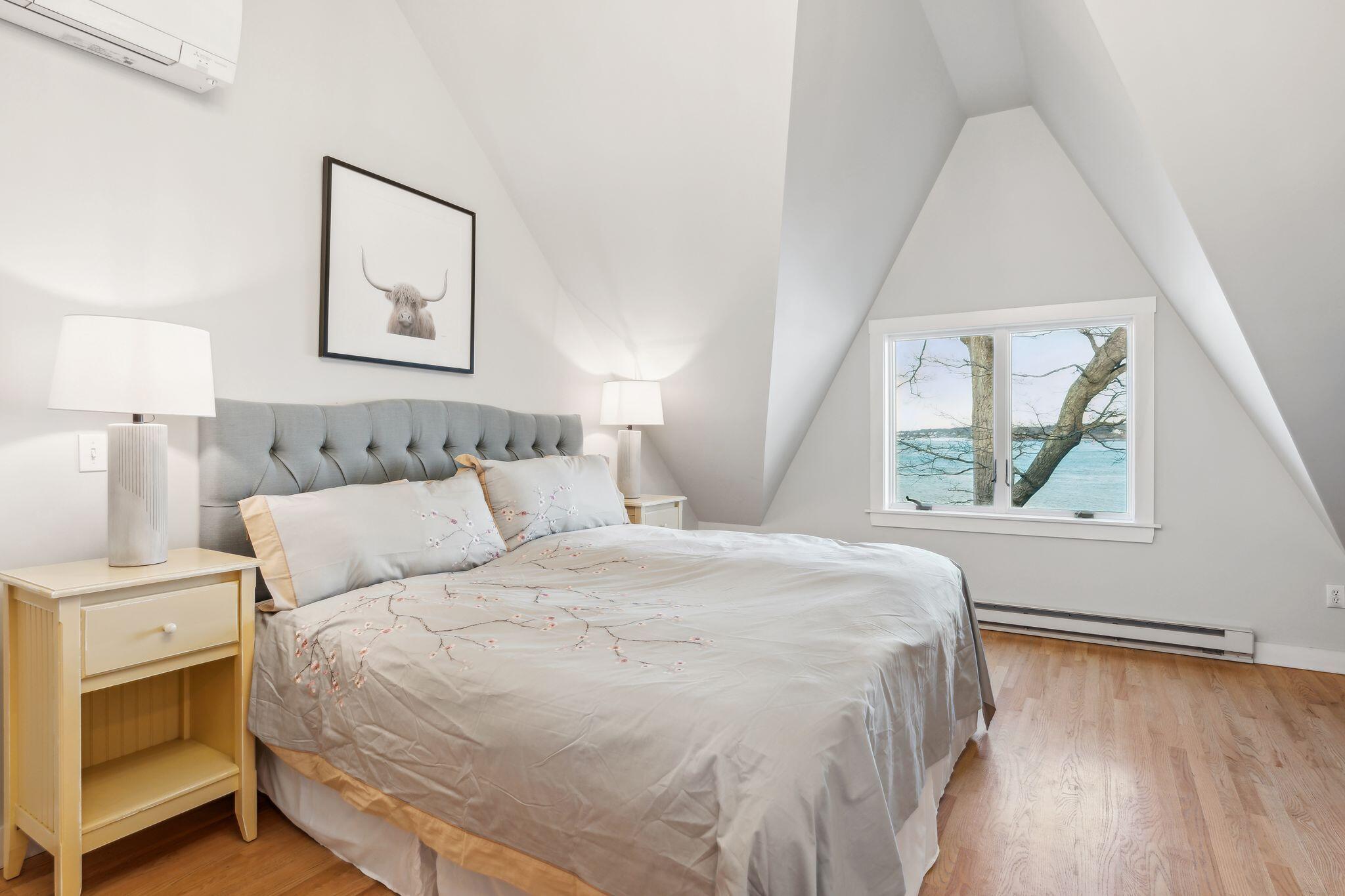 2 Windward Way
