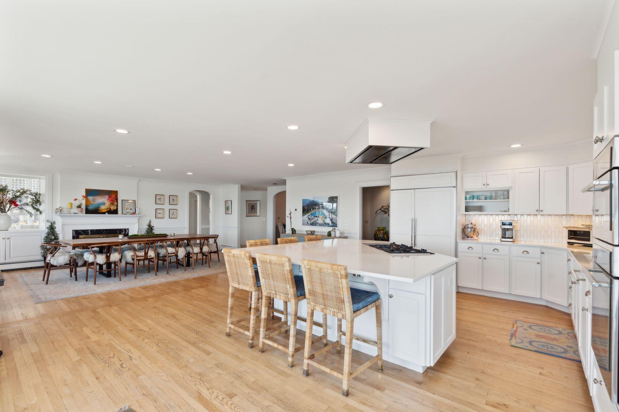 2 Windward Way