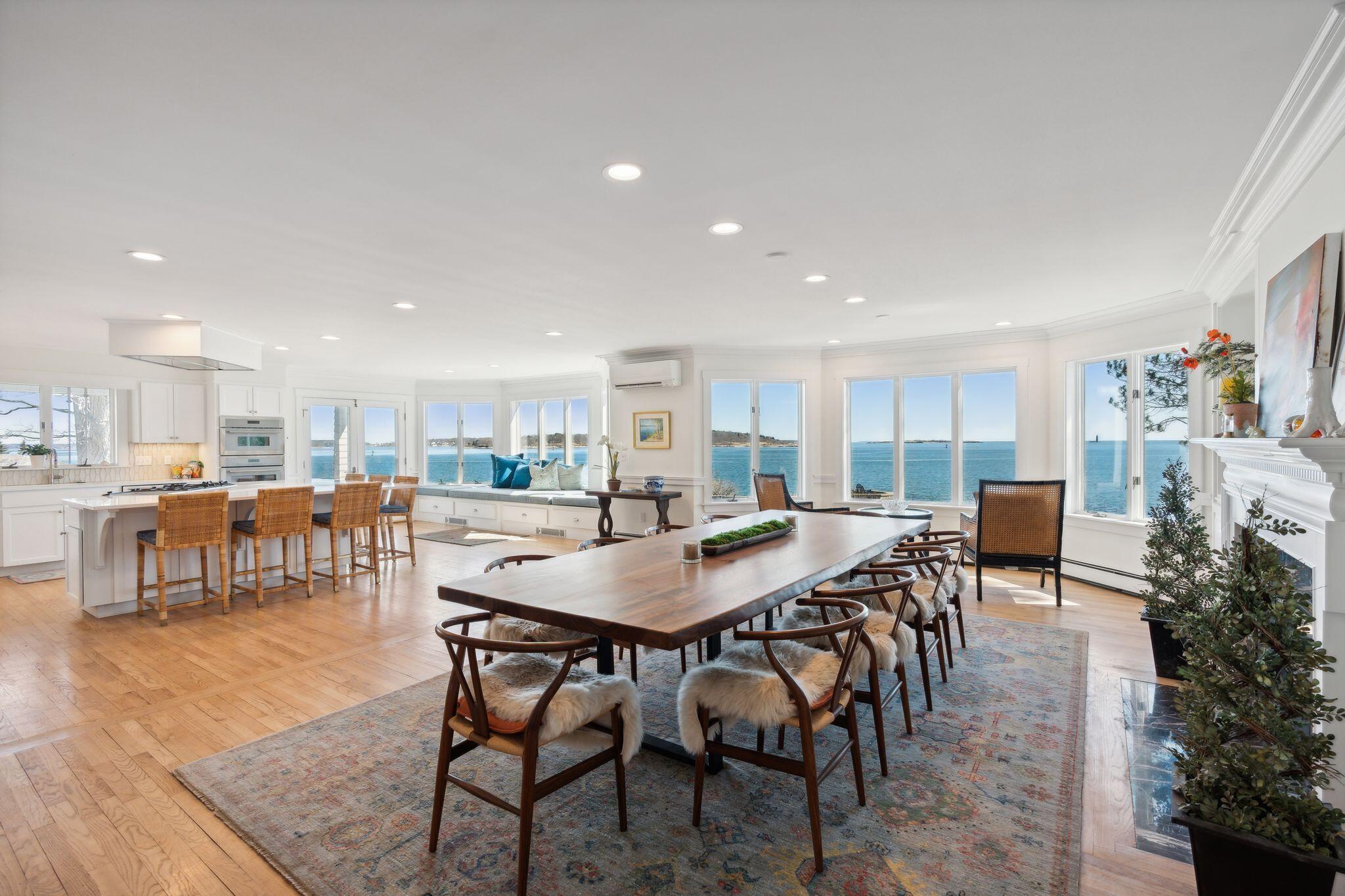 2 Windward Way