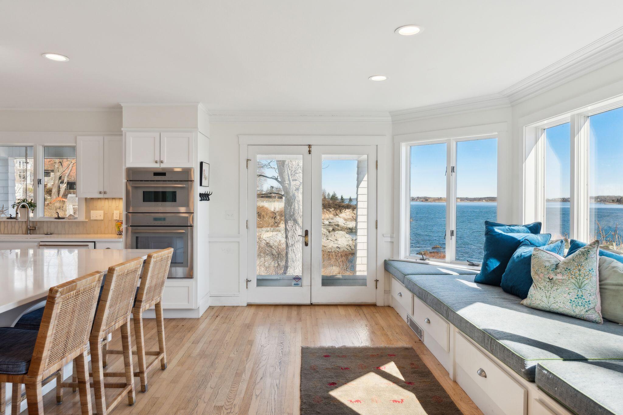 2 Windward Way