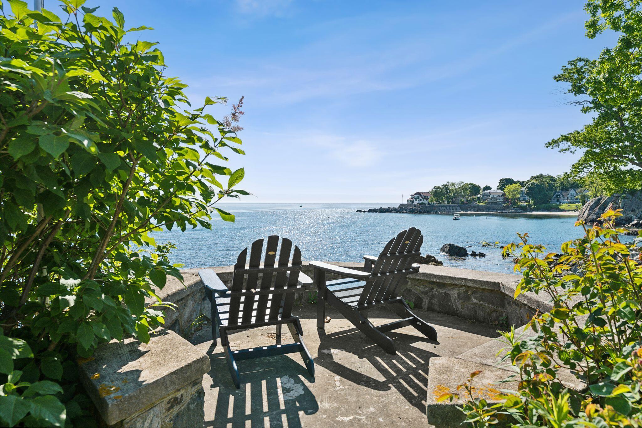 2 Windward Way