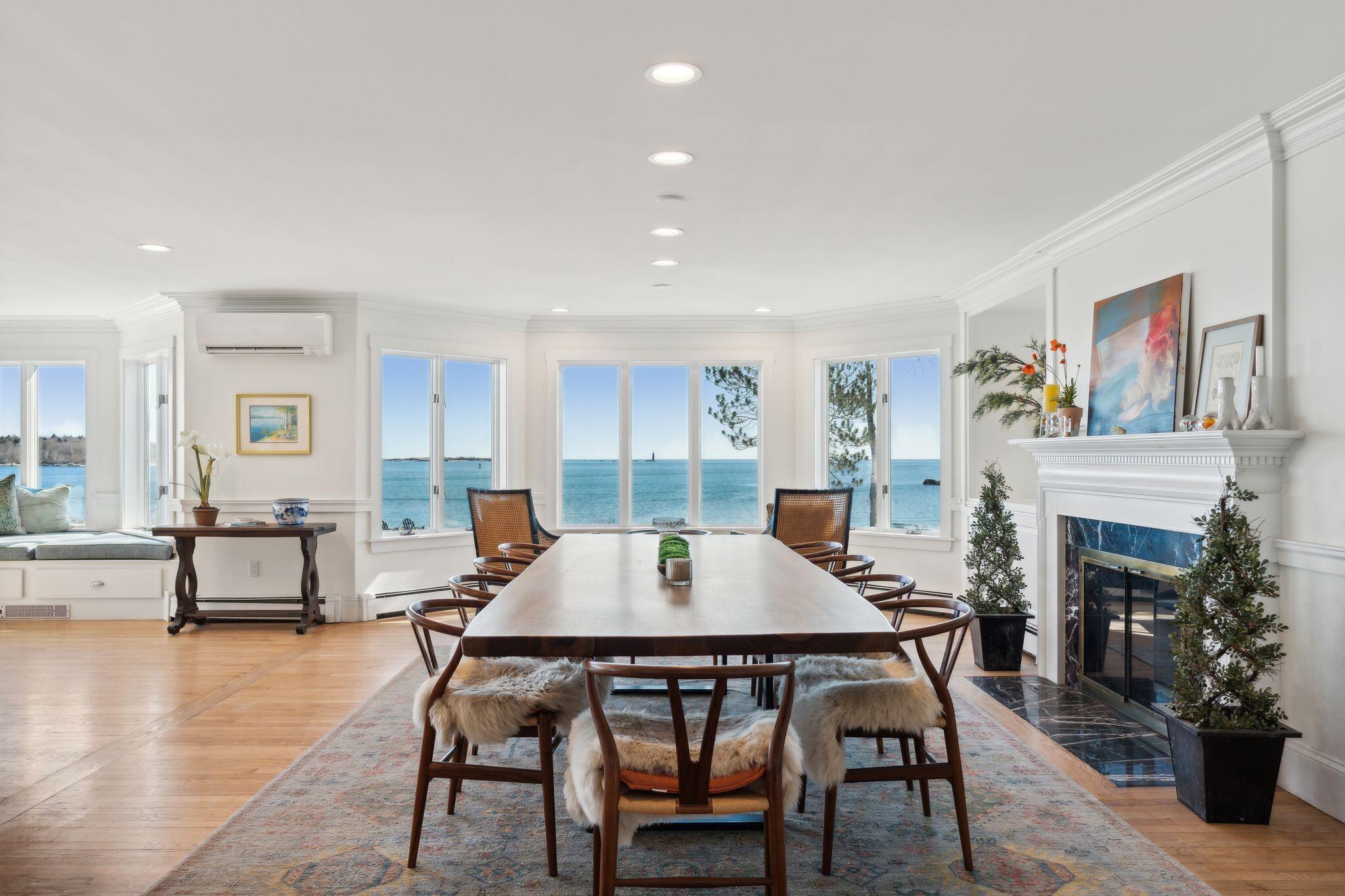 2 Windward Way