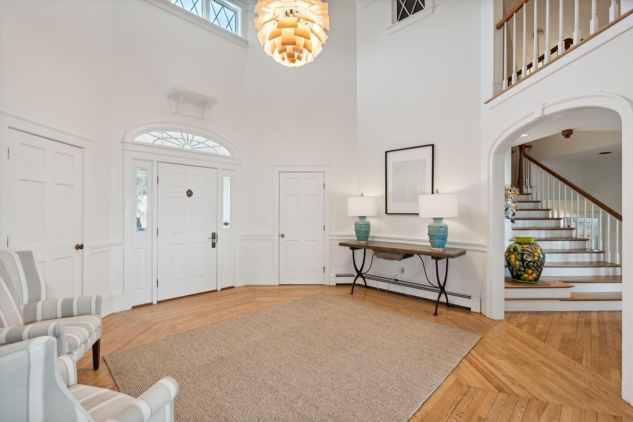 2 Windward Way