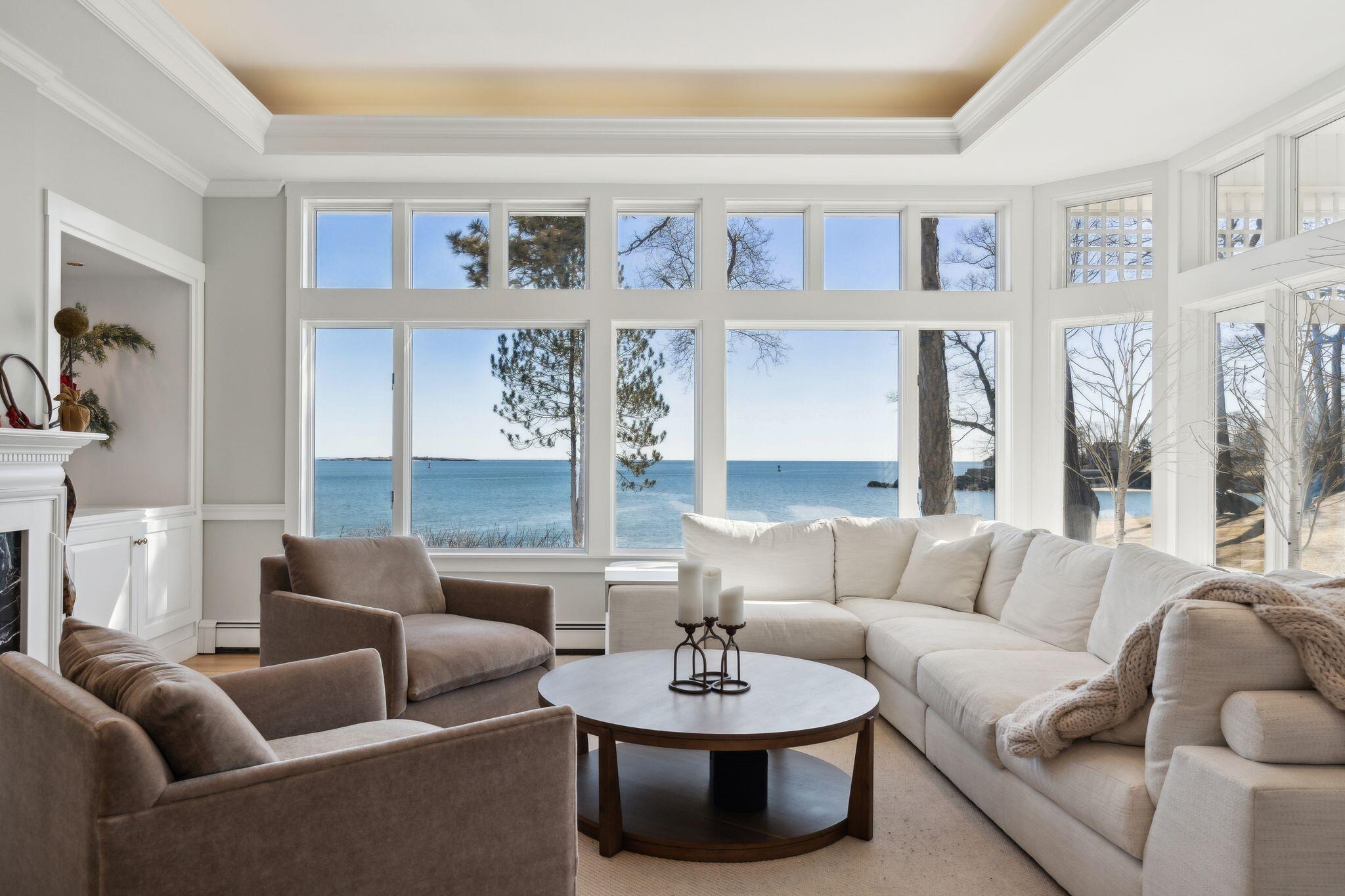 2 Windward Way