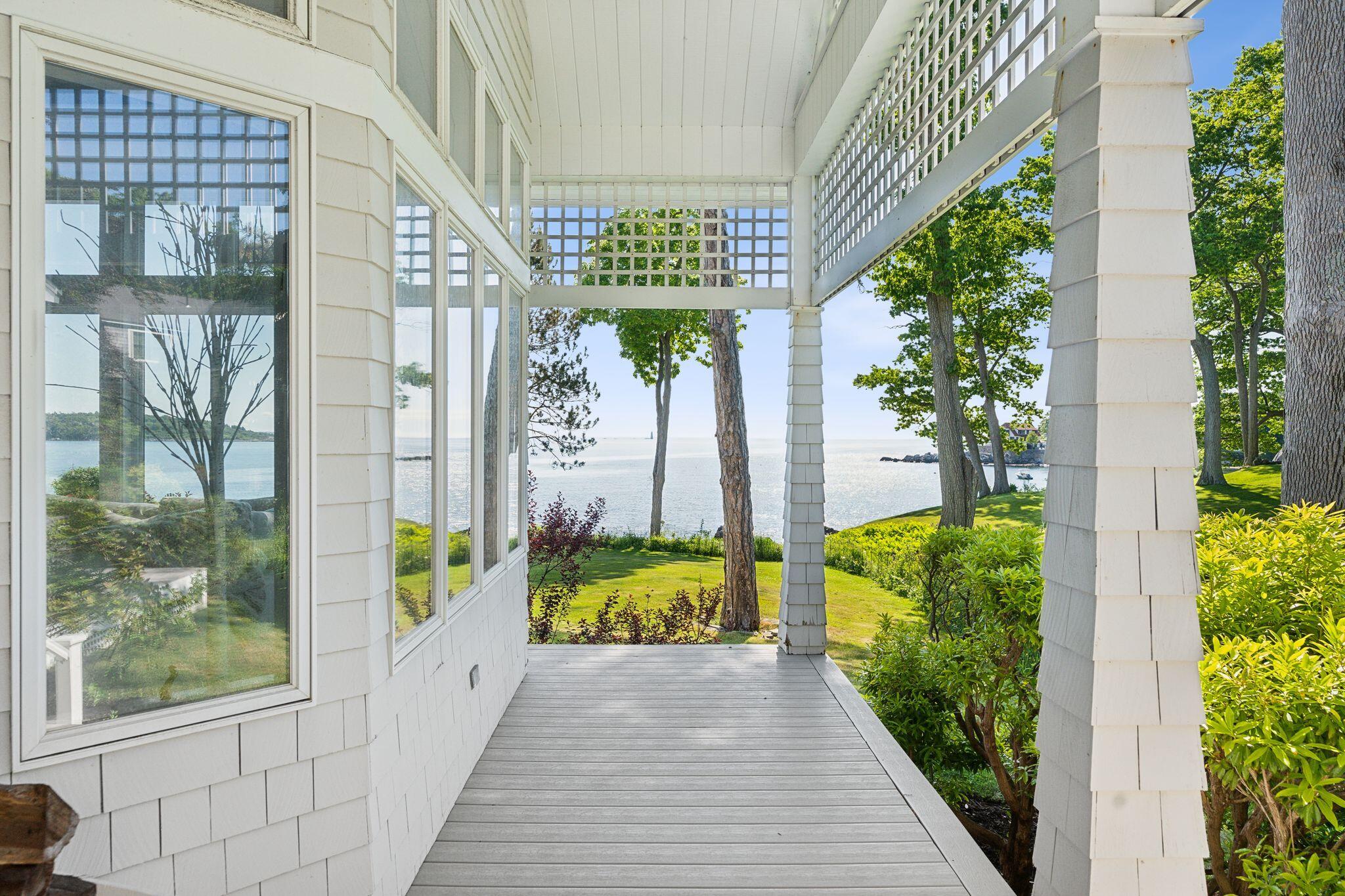 2 Windward Way