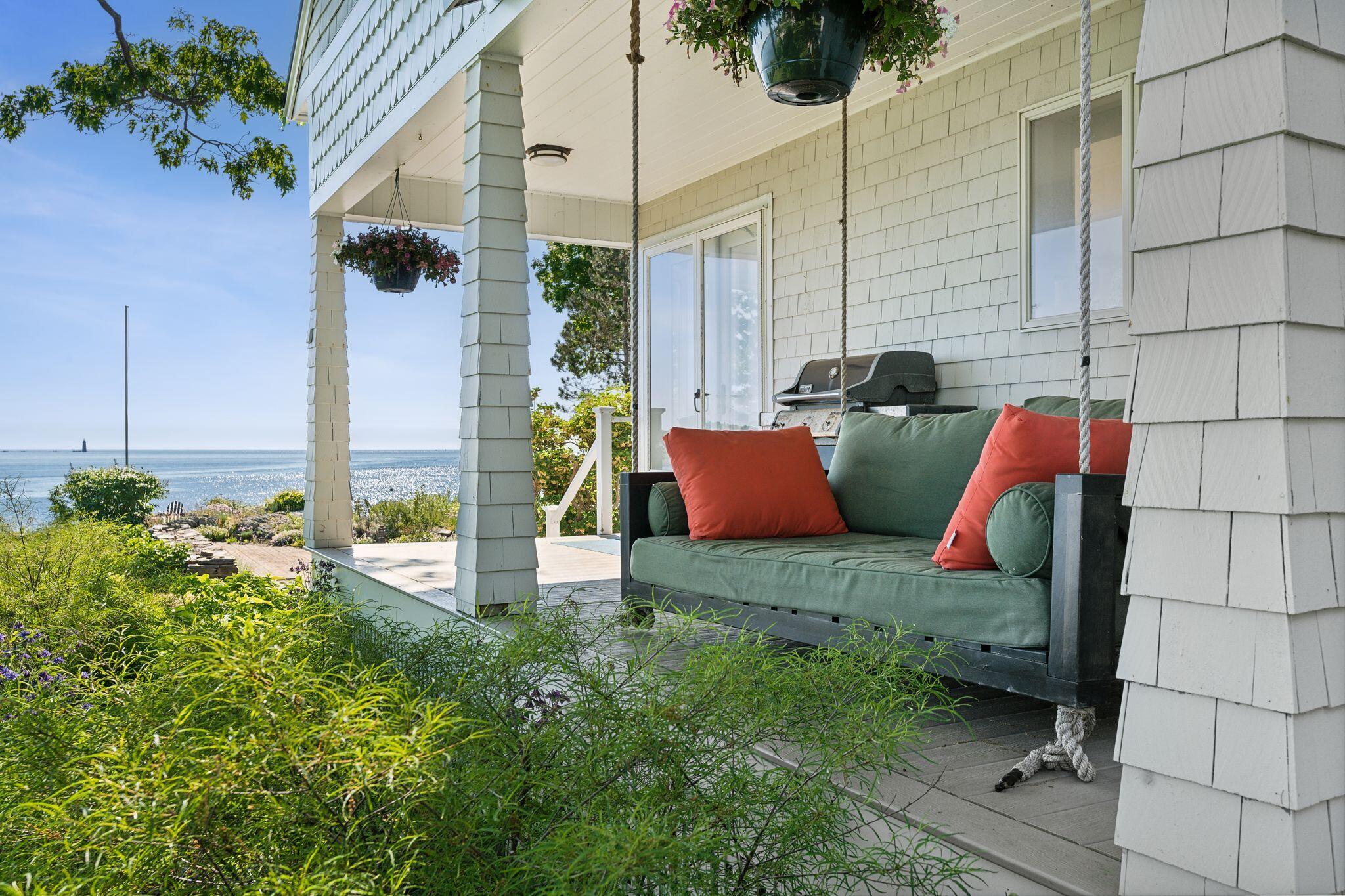 2 Windward Way