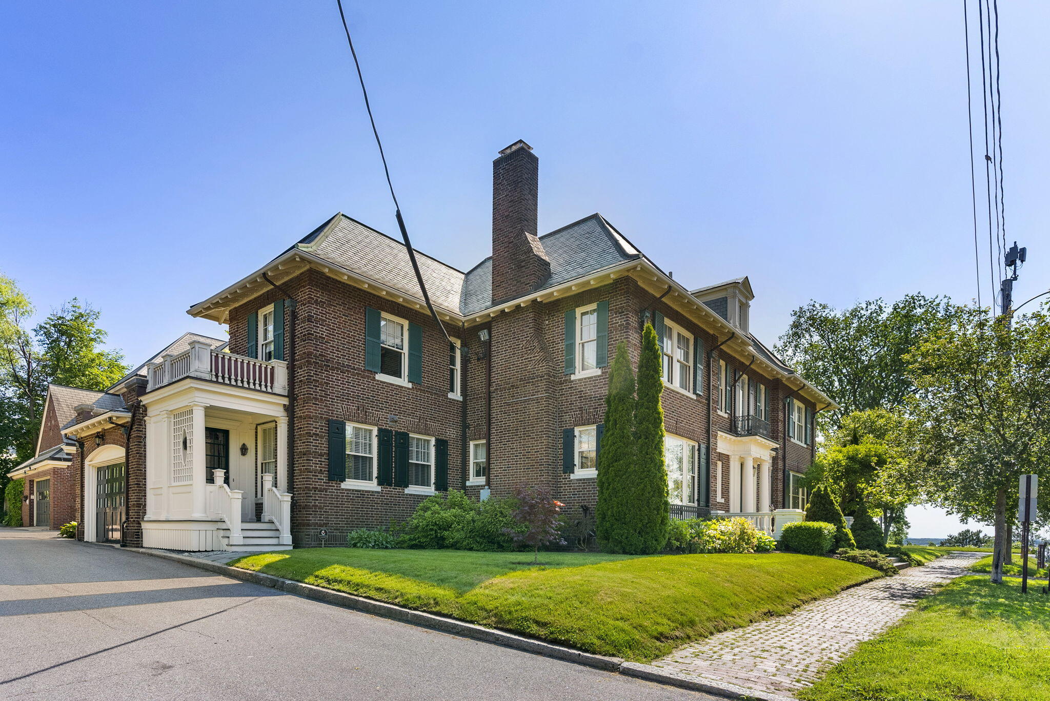 98 Carroll Street
