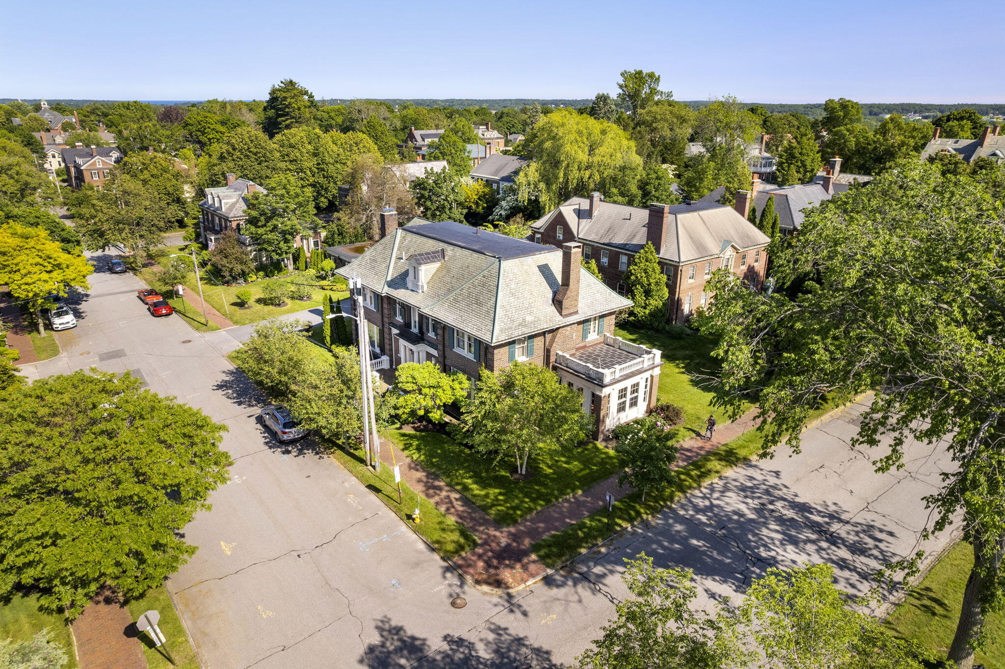 98 Carroll Street