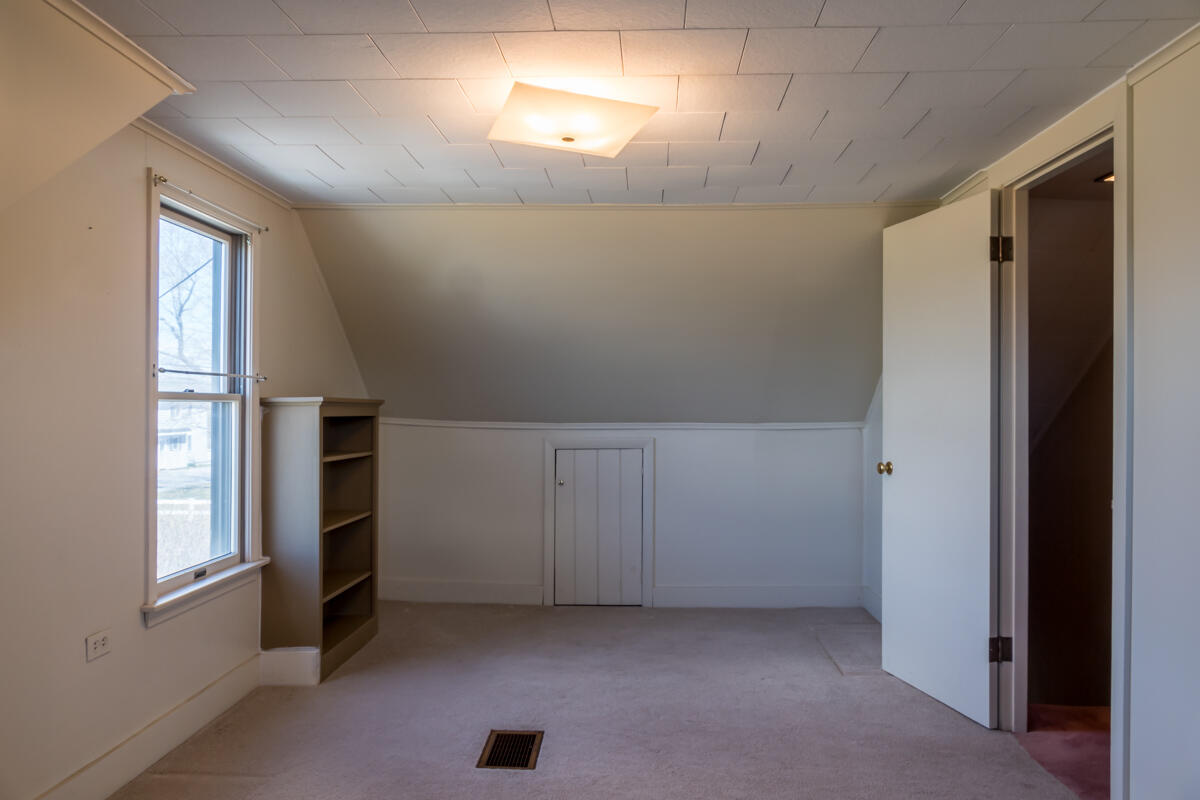 618 North Road