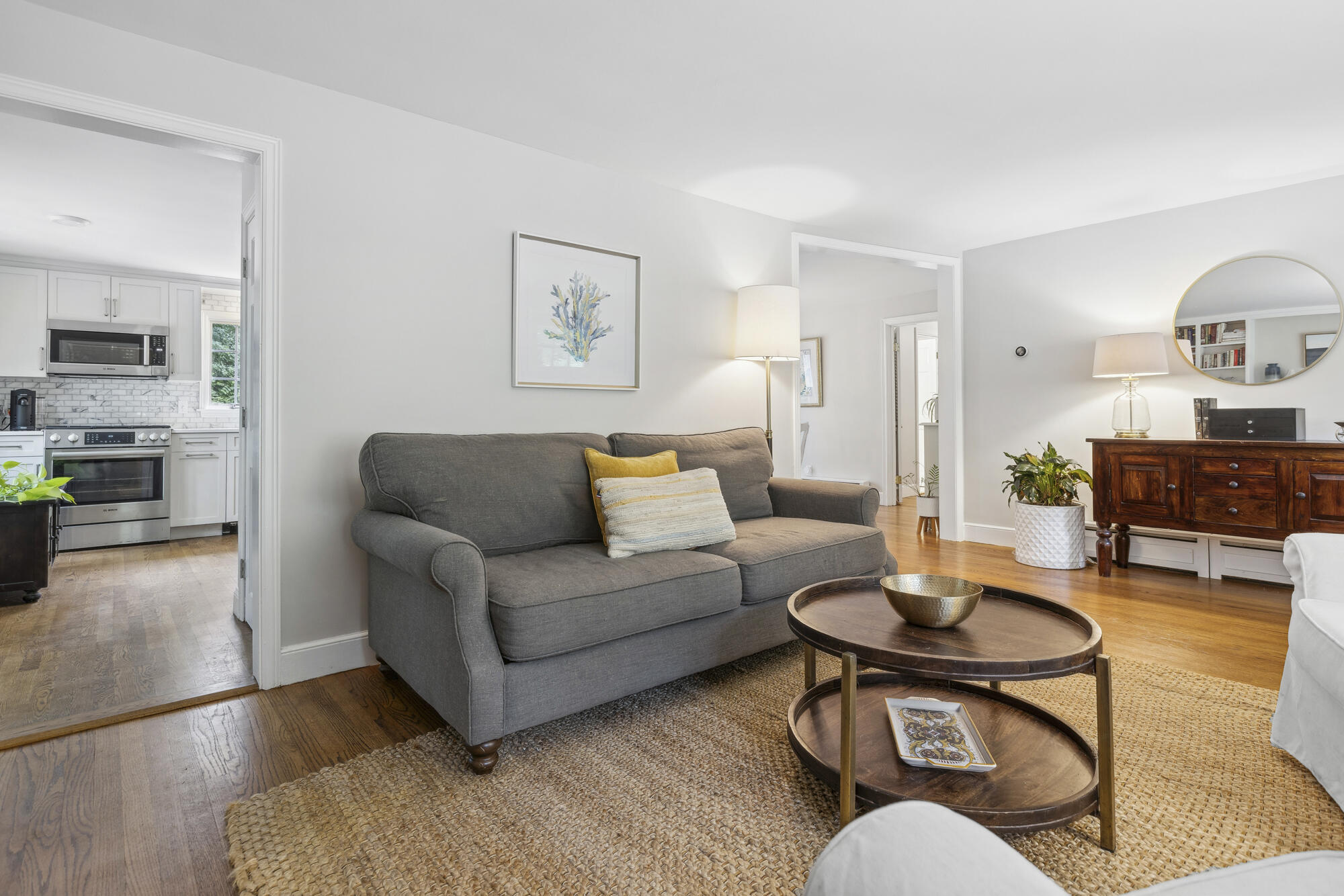 15 Edgewater Road