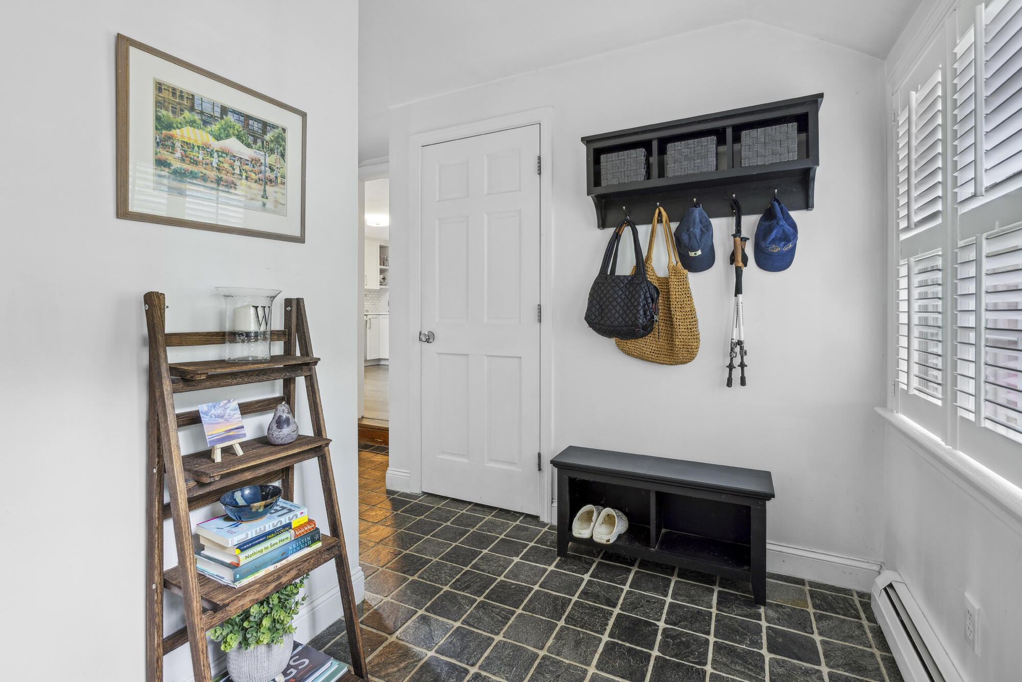 15 Edgewater Road