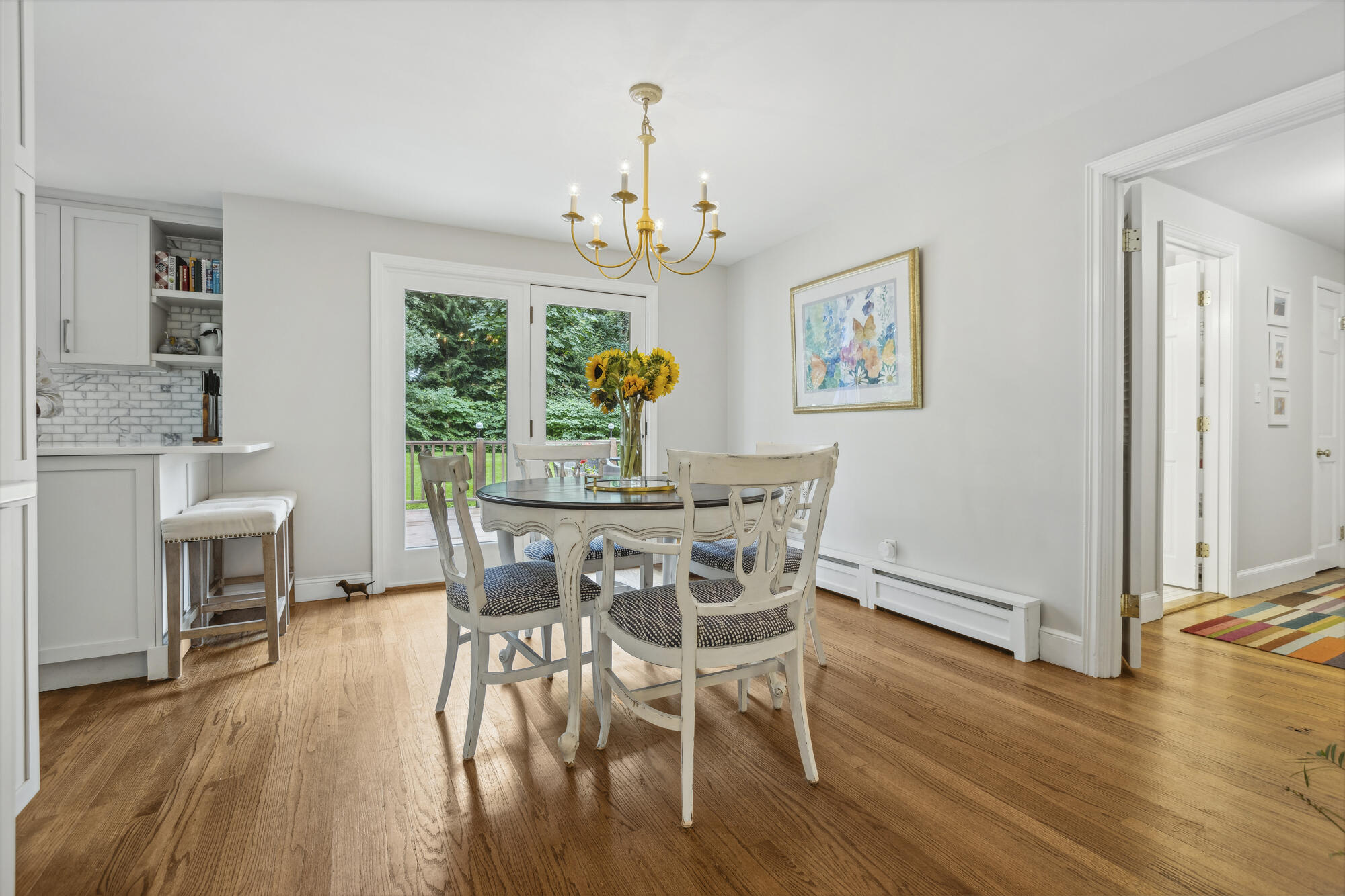 15 Edgewater Road
