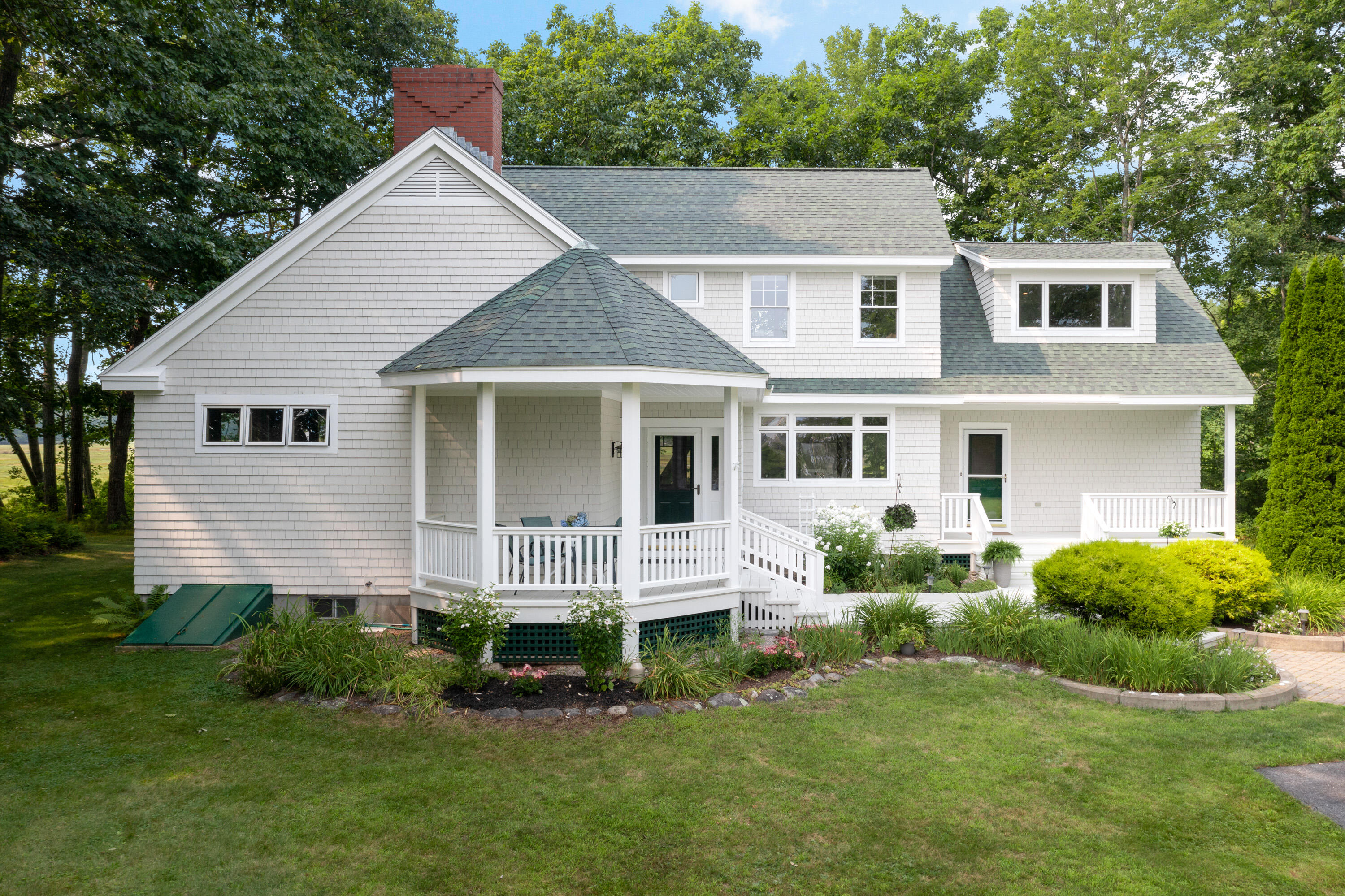 201 Western Avenue