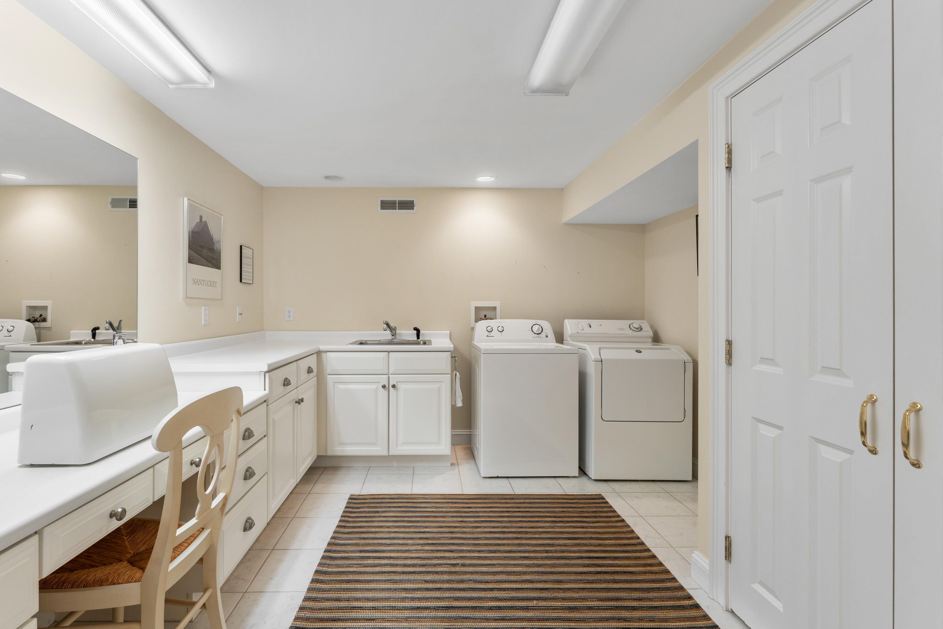 37 Granite Ridge Road, 37