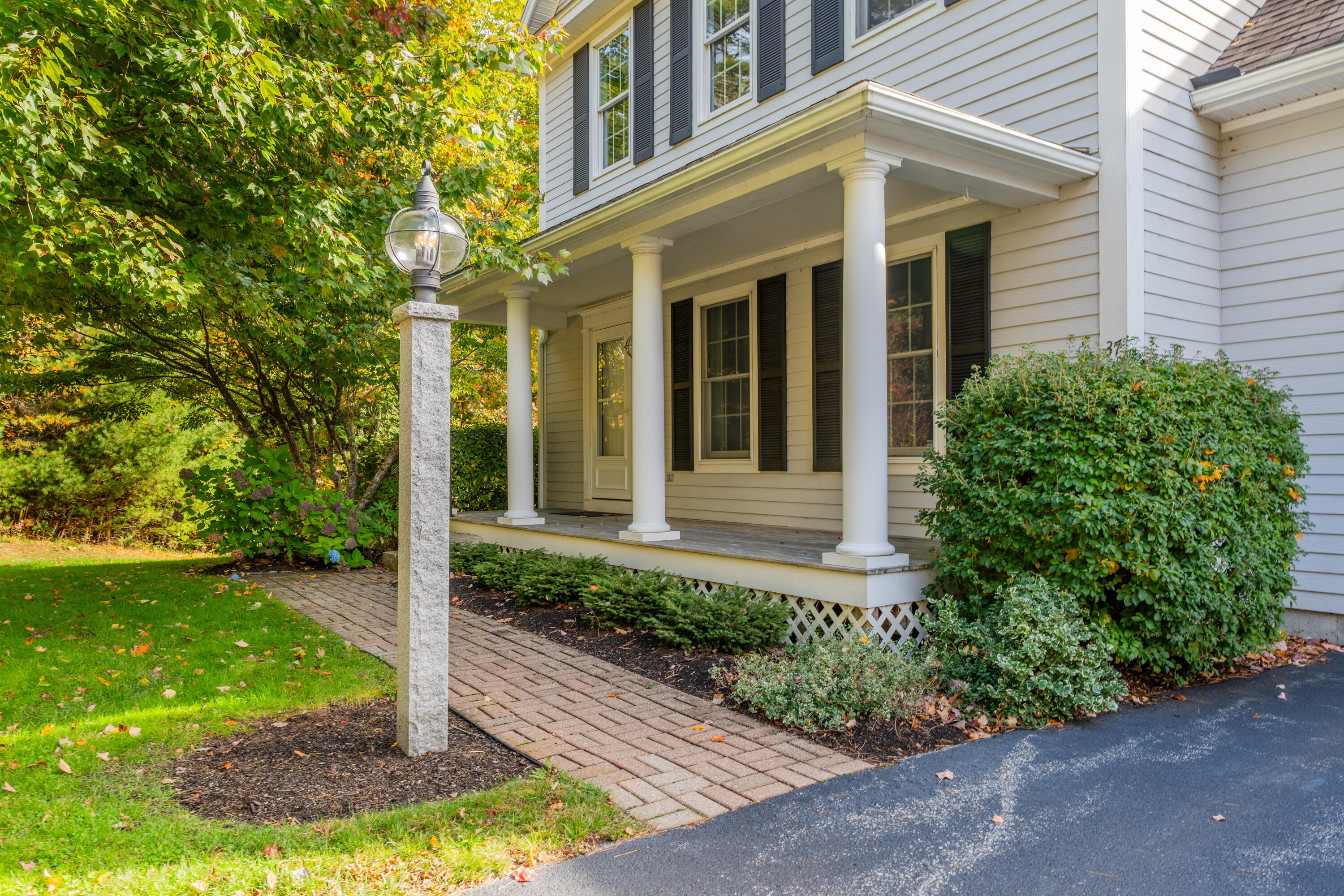37 Granite Ridge Road, 37