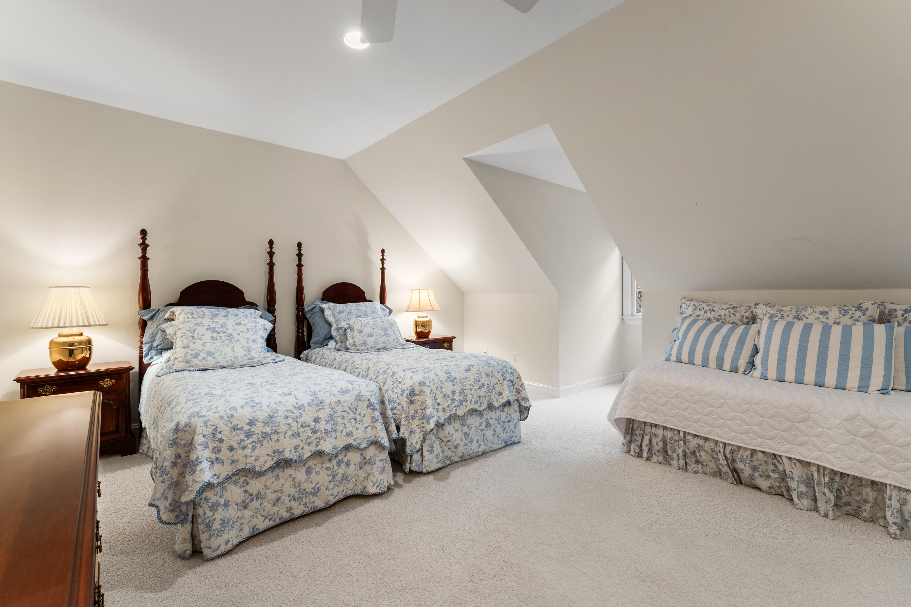 37 Granite Ridge Road, 37