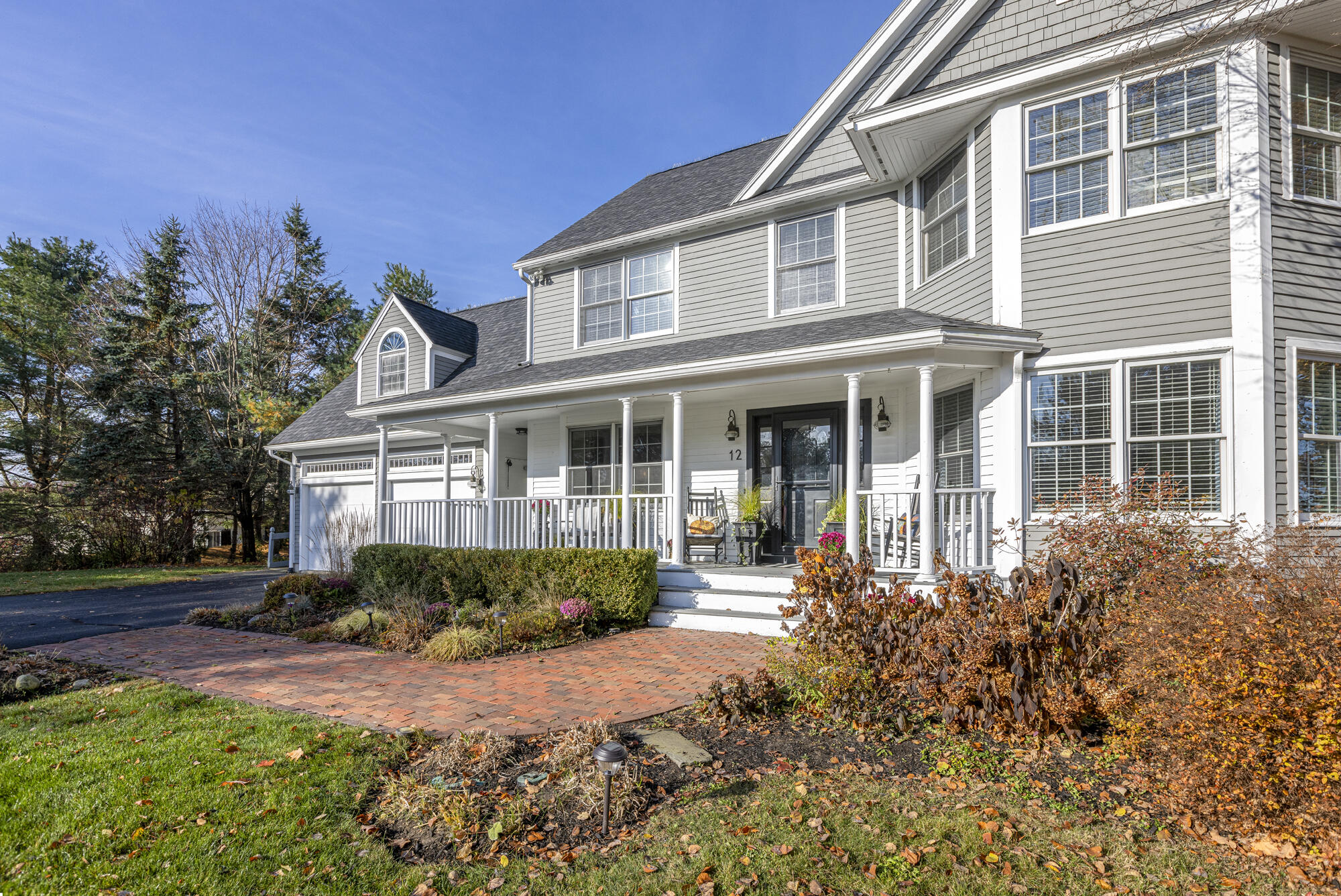 12 Clearwater Drive