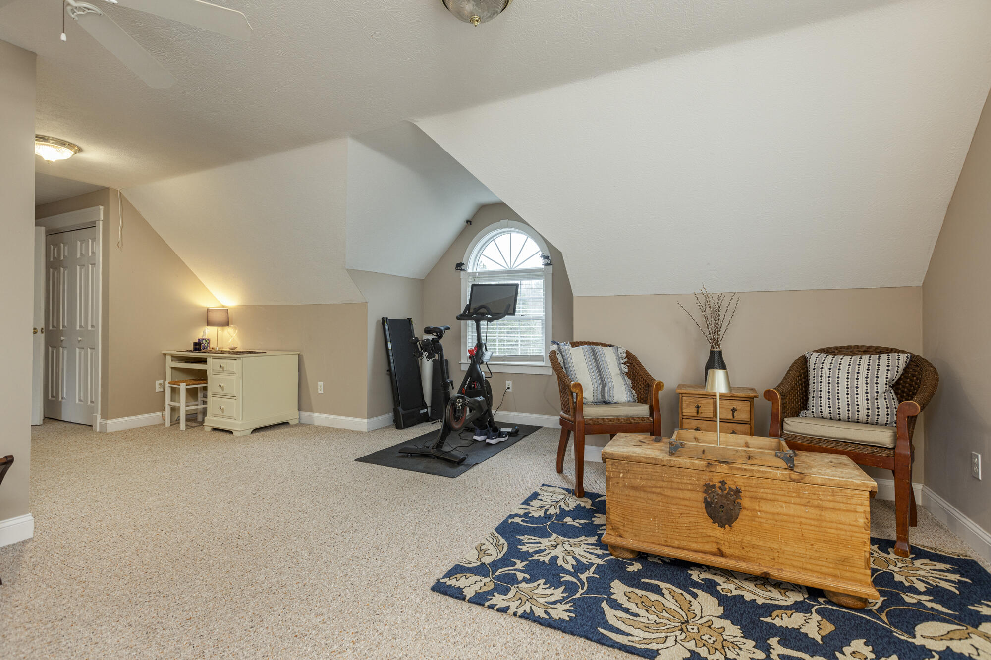 12 Clearwater Drive
