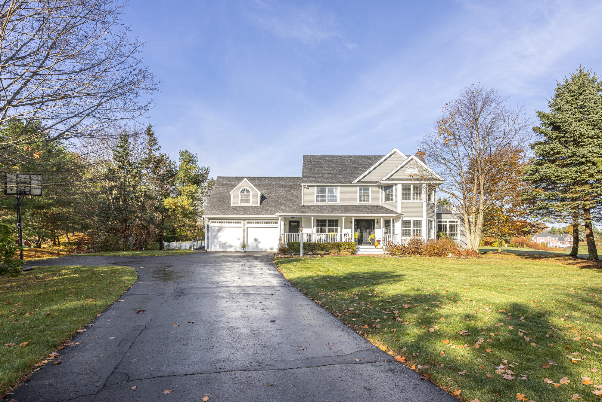 12 Clearwater Drive