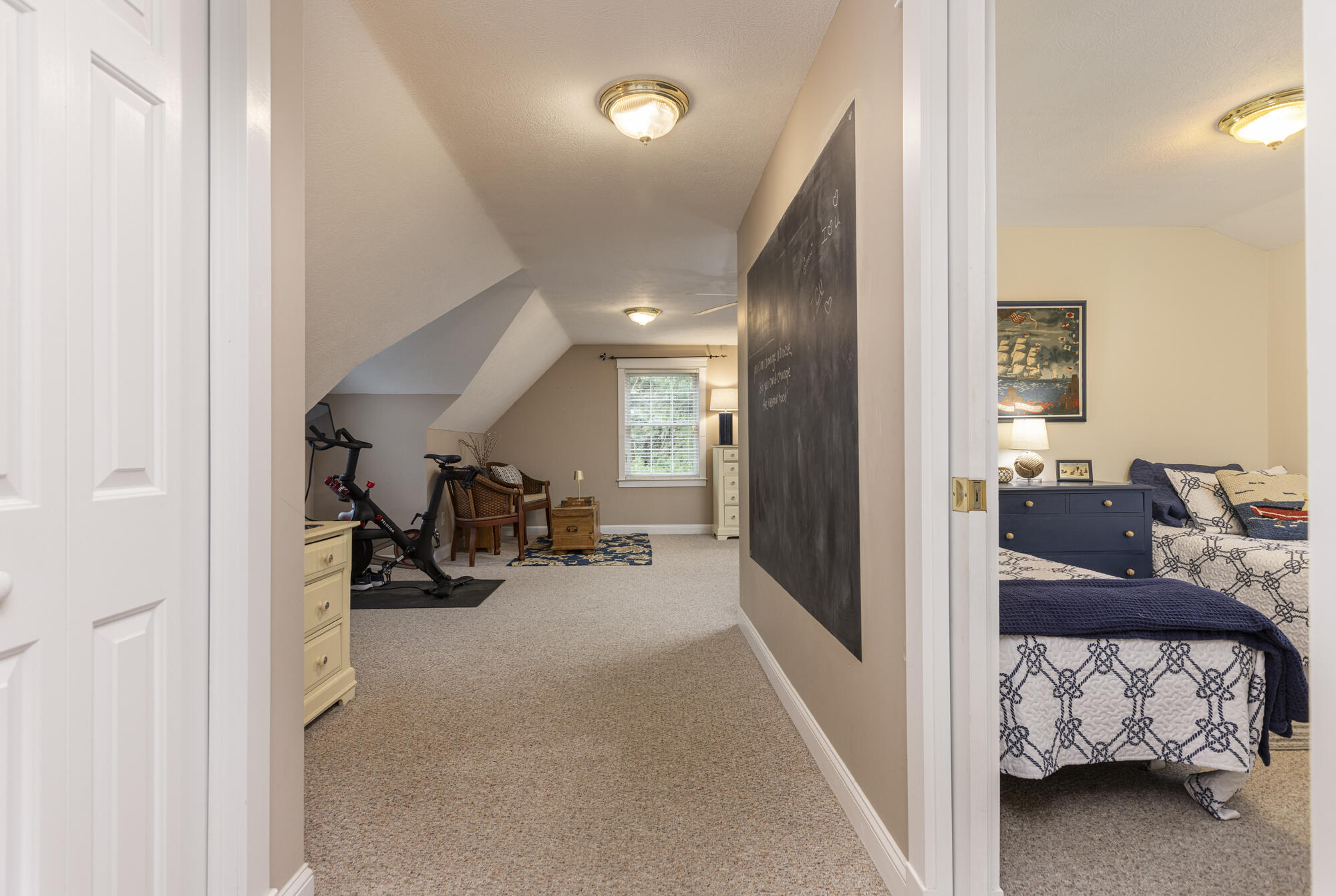 12 Clearwater Drive