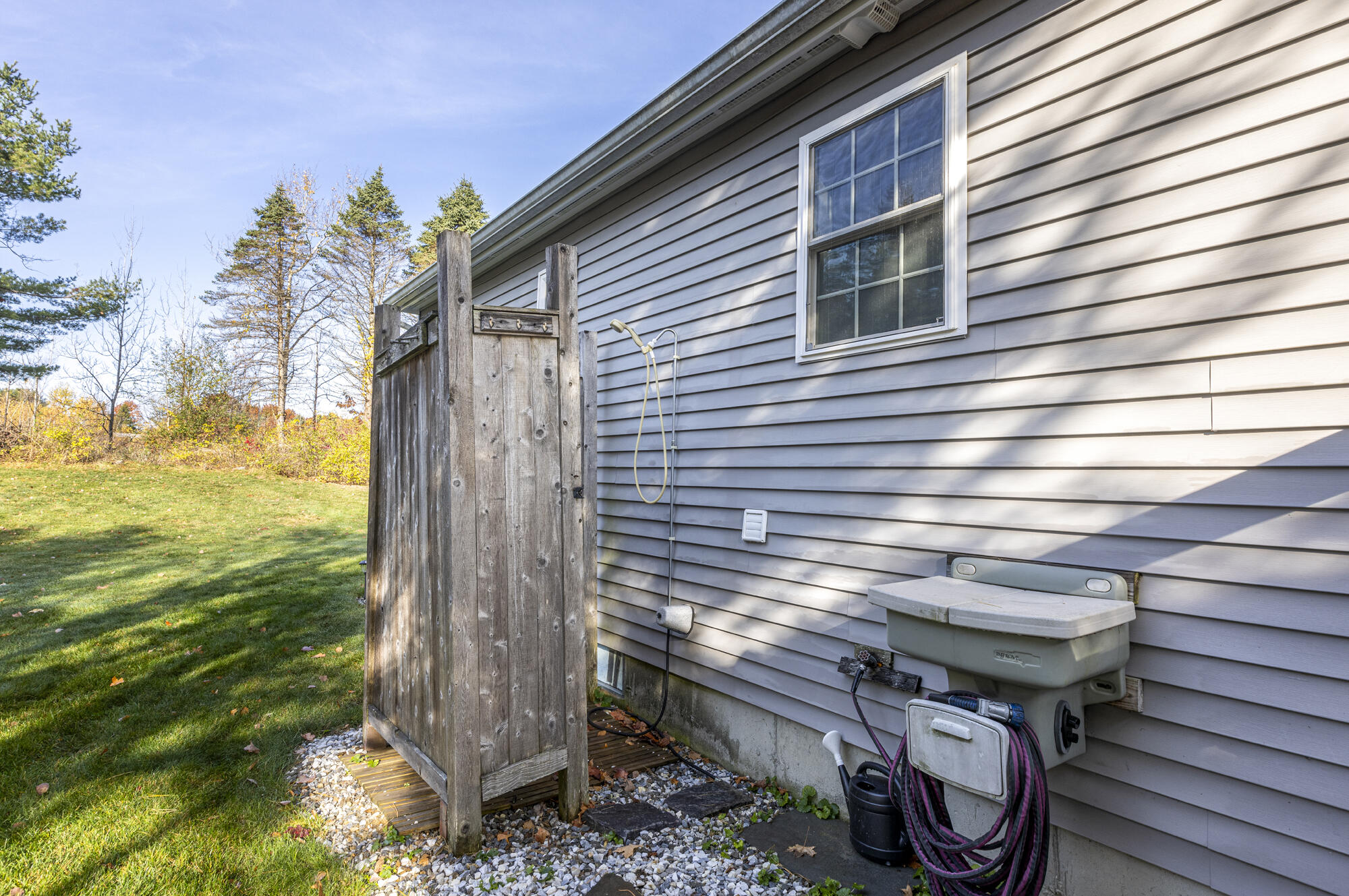 12 Clearwater Drive