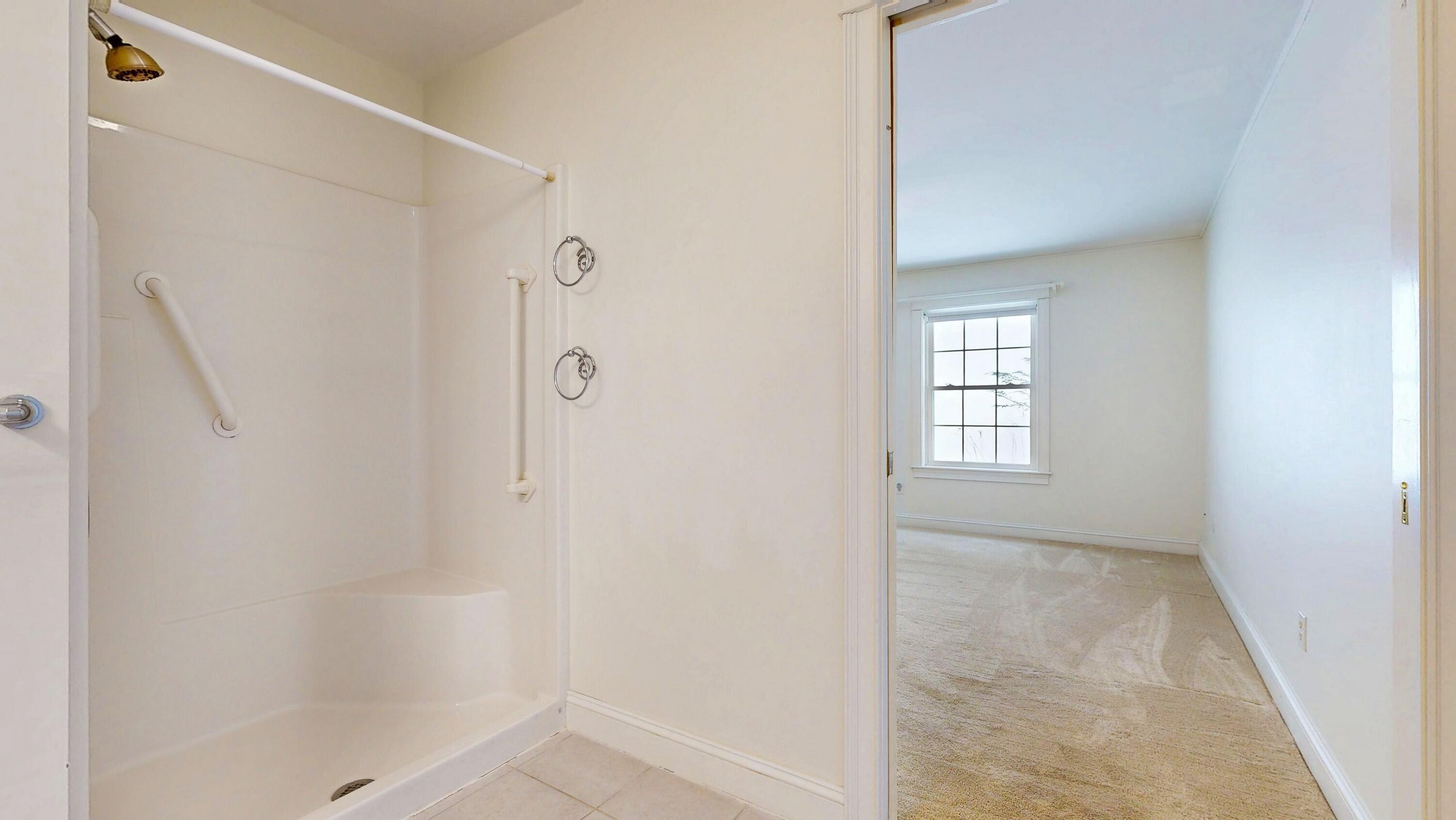 5 York Ledge Drive, 5
