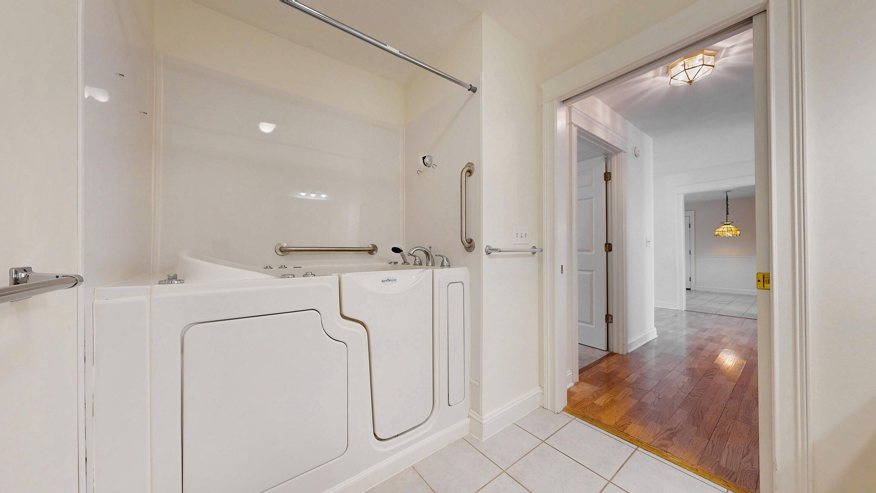 5 York Ledge Drive, 5