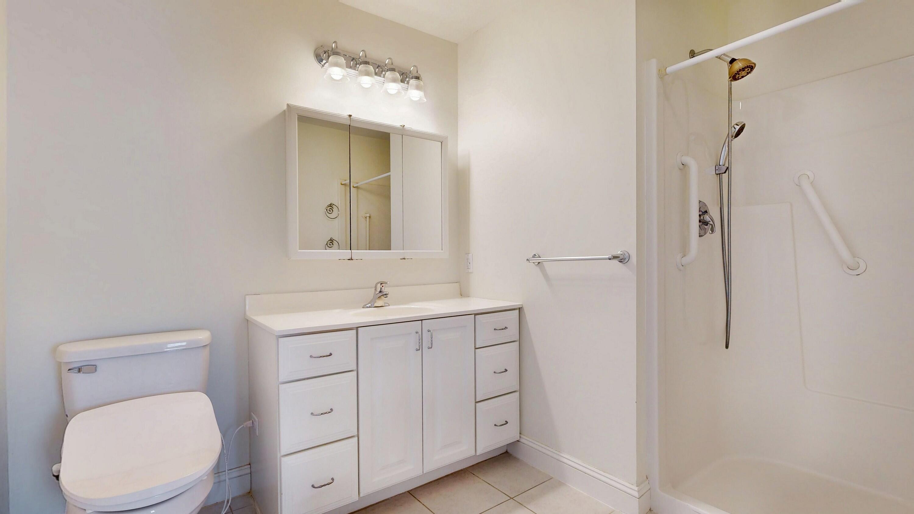 5 York Ledge Drive, 5