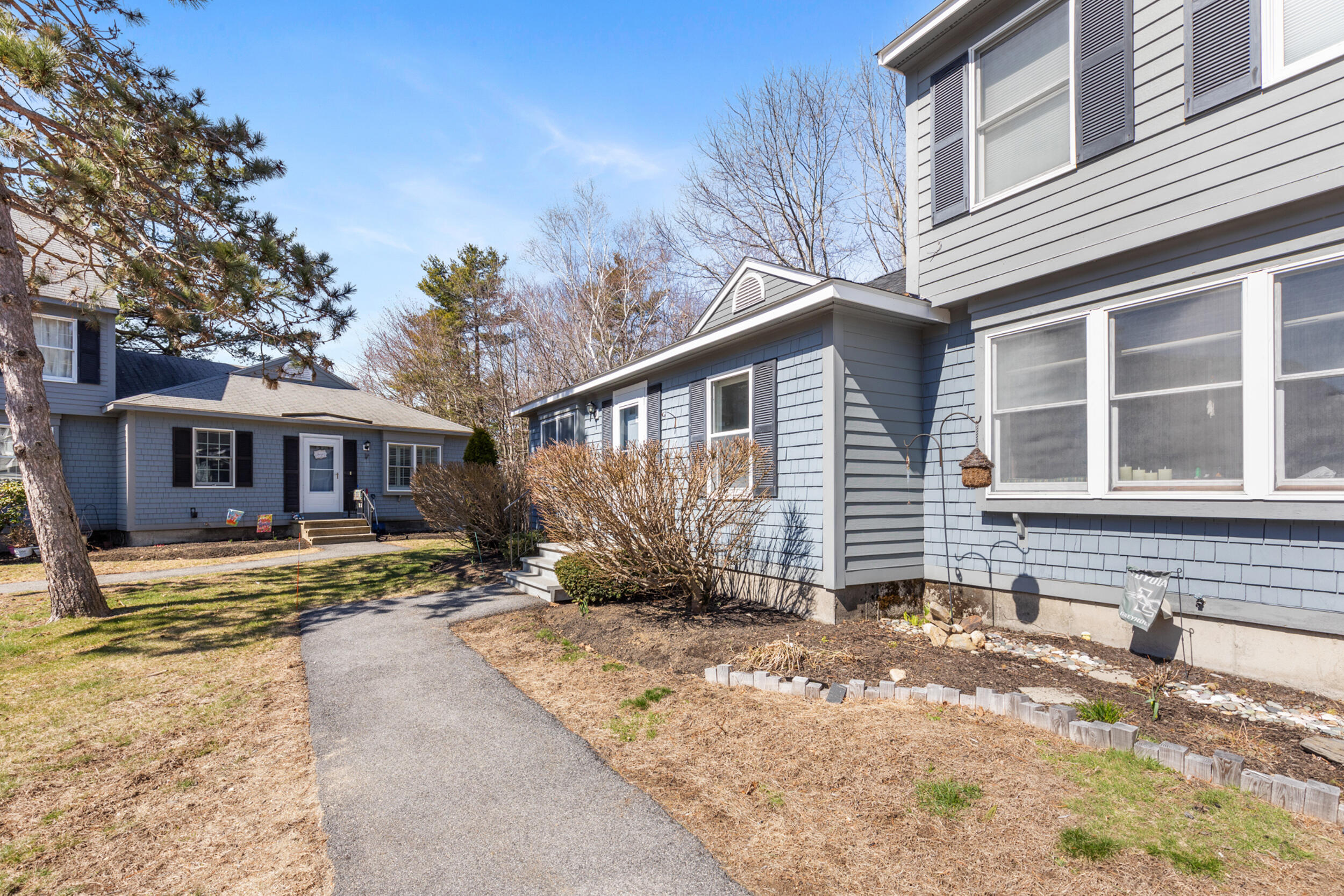 12 Northwood Drive, 12