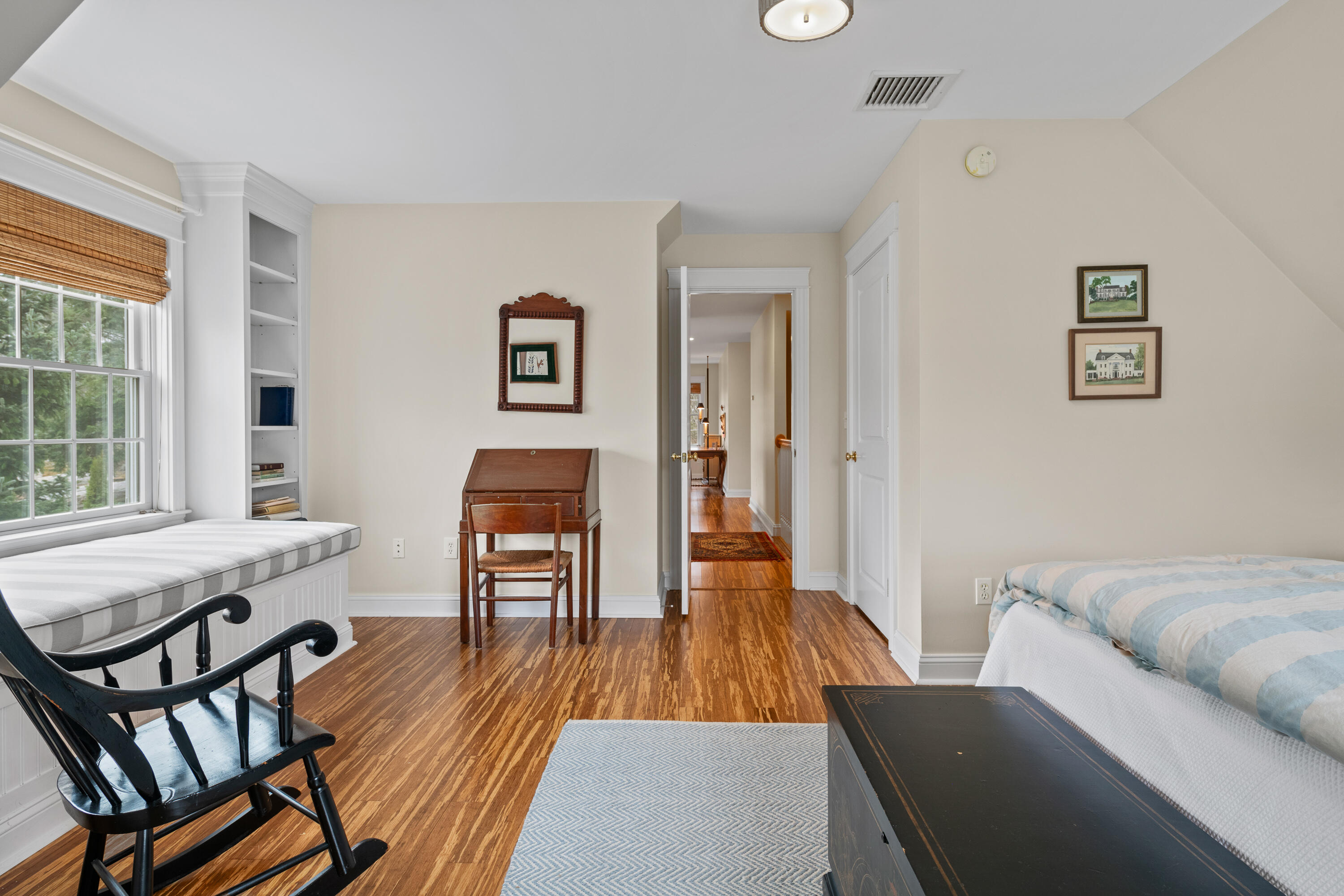 16 Old Oak Way, 16