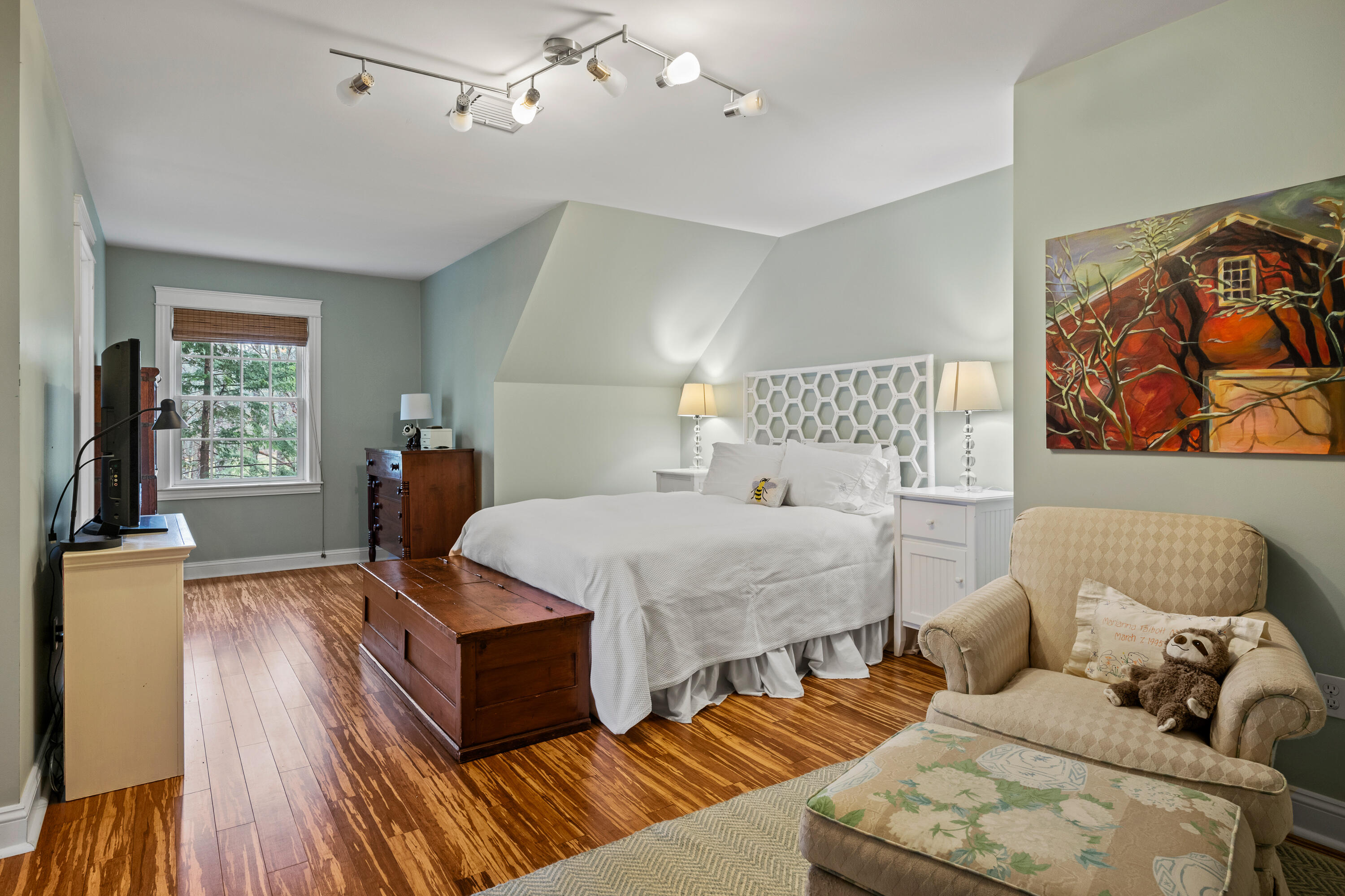 16 Old Oak Way, 16