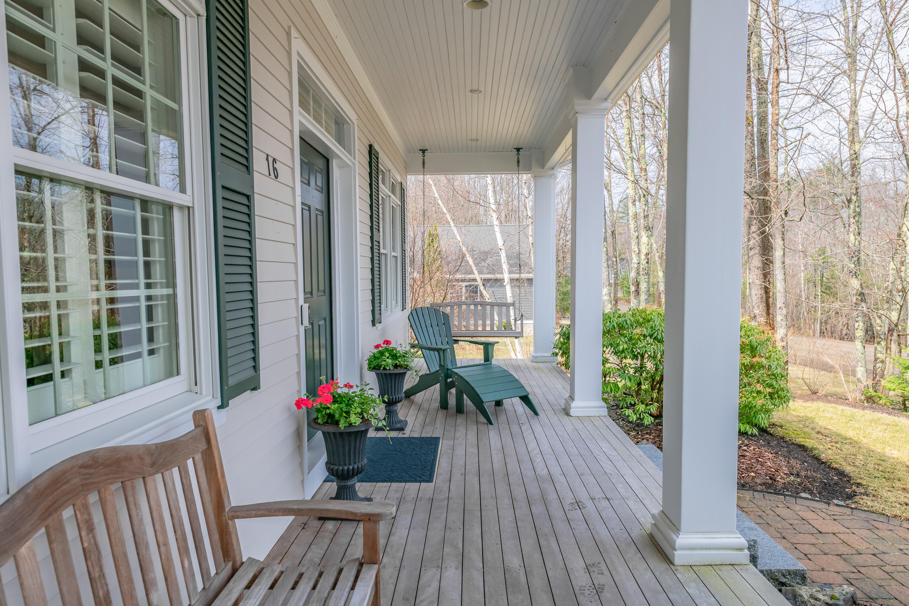 16 Old Oak Way, 16